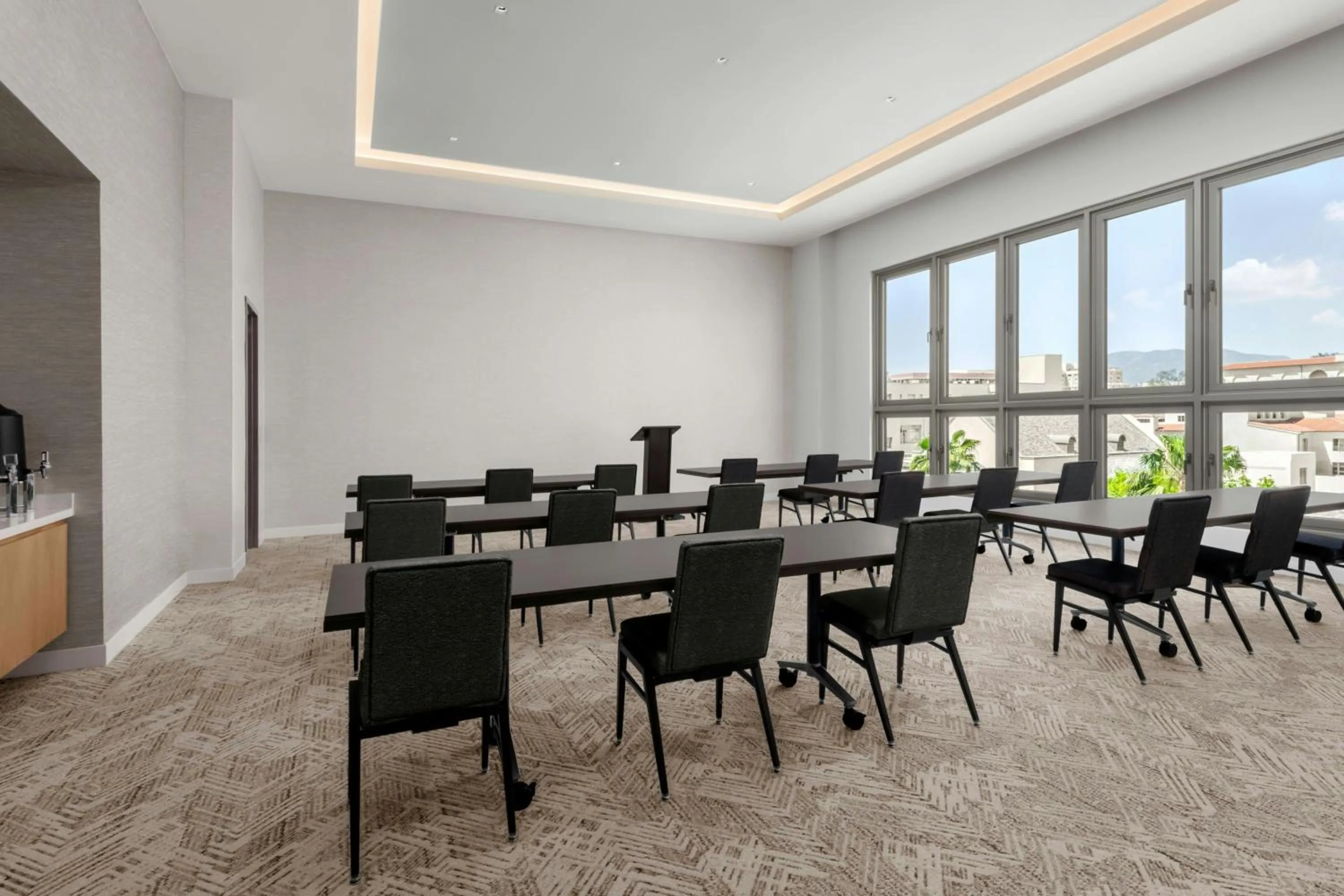 Meeting/conference room in AC Hotel by Marriott Pasadena