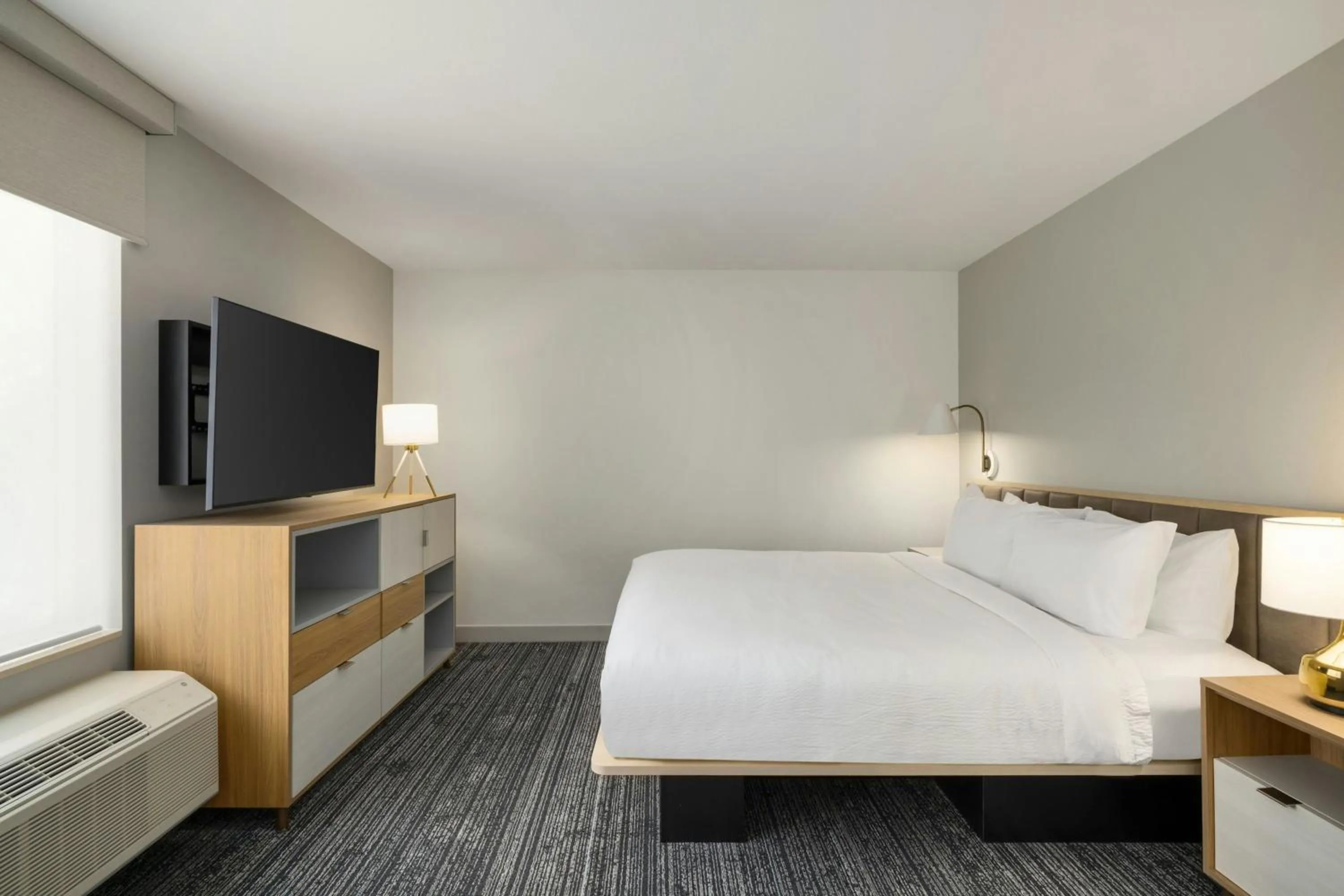 Bedroom, Bed in TownePlace Suites by Marriott Duluth