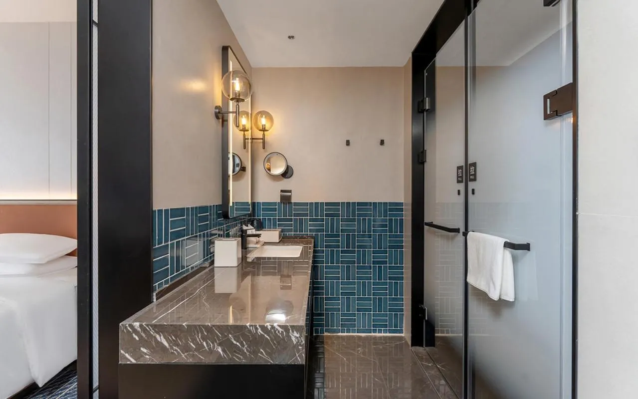 Four Points by Sheraton Dali, Erhai