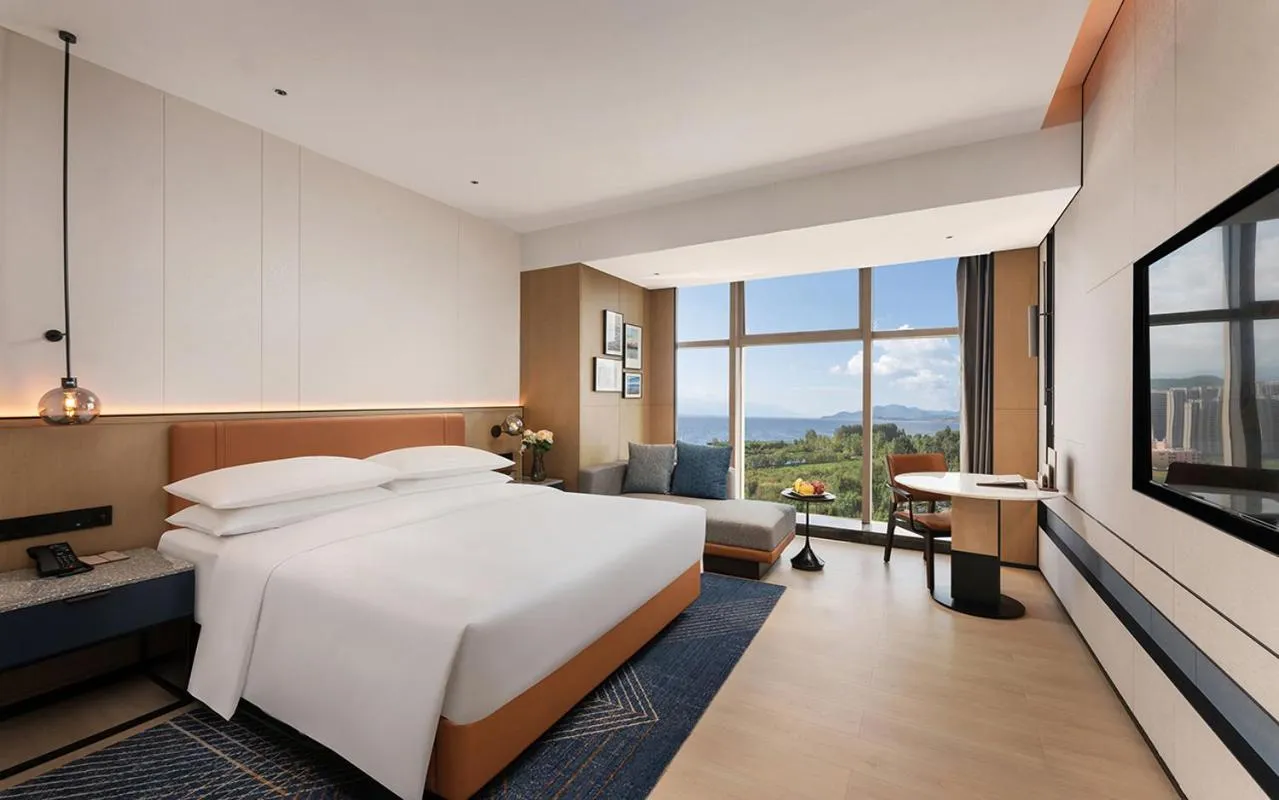 Bed in Four Points by Sheraton Dali, Erhai