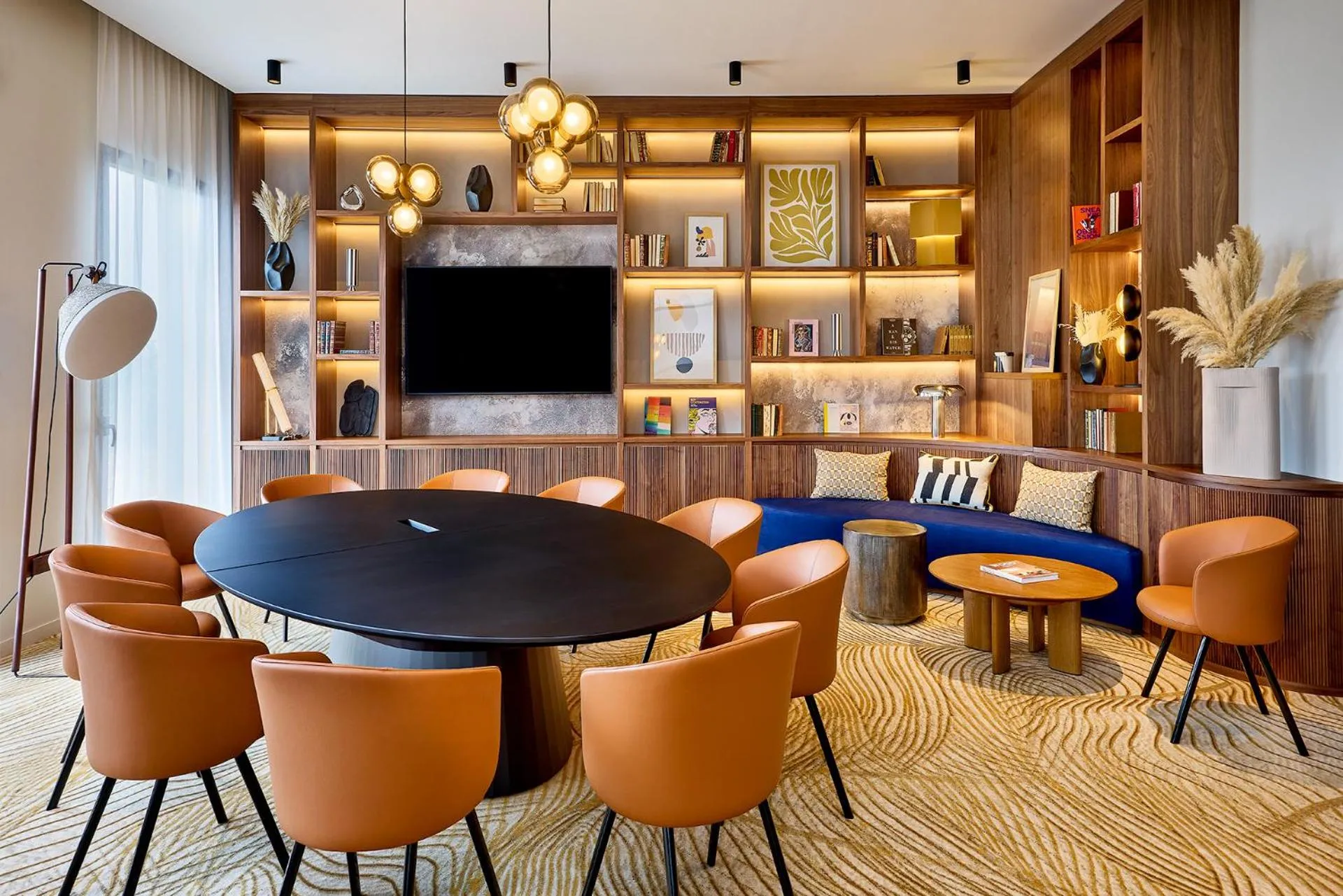 Living room in Courtyard by Marriott Lyon Eurexpo Stadium