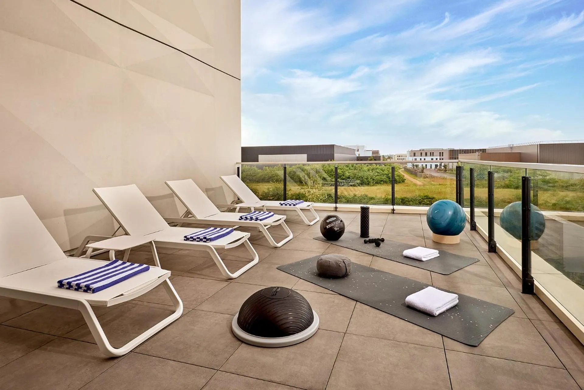 Fitness centre/facilities in Courtyard by Marriott Lyon Eurexpo Stadium