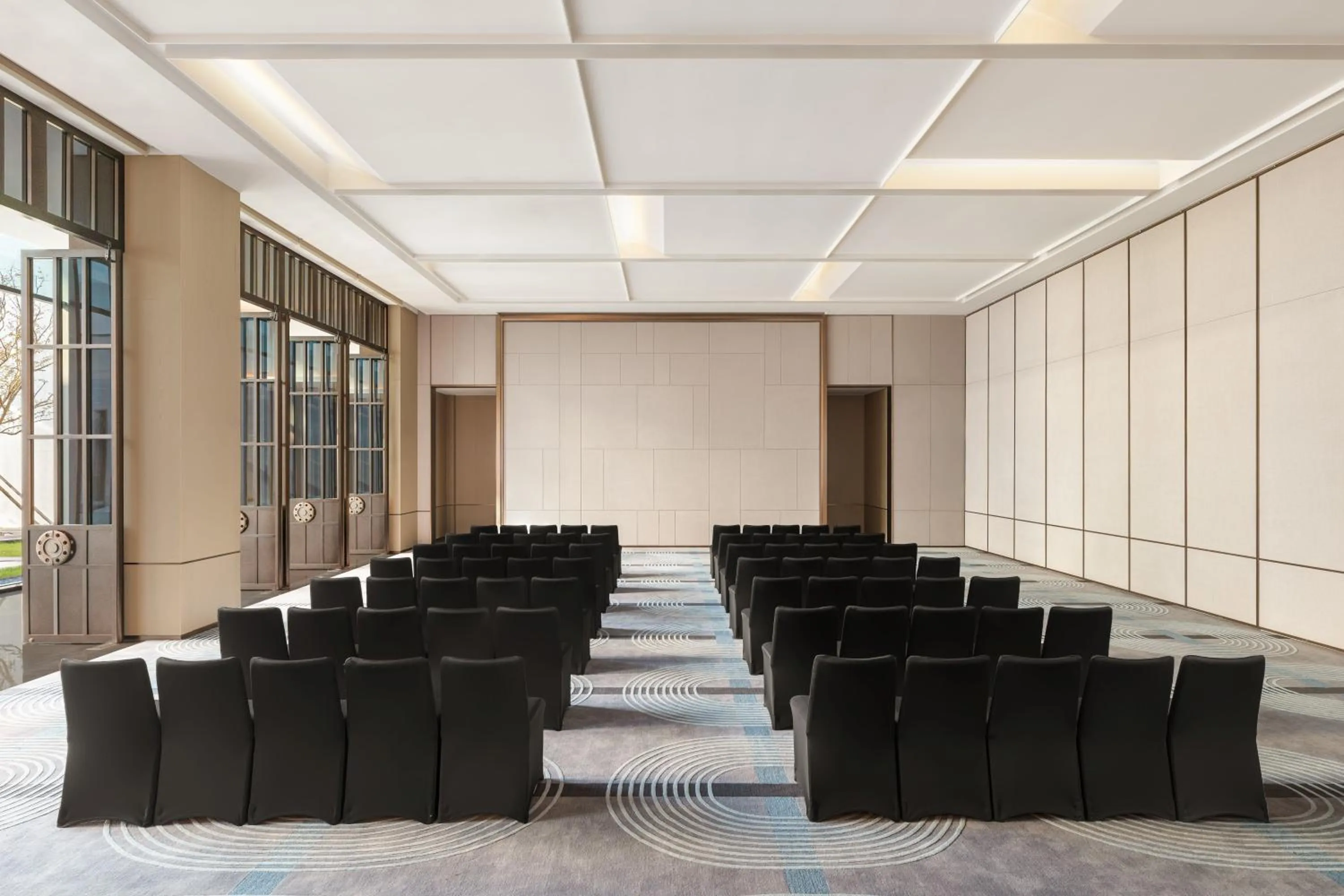 Meeting/conference room in Renaissance Qingdao Hotel