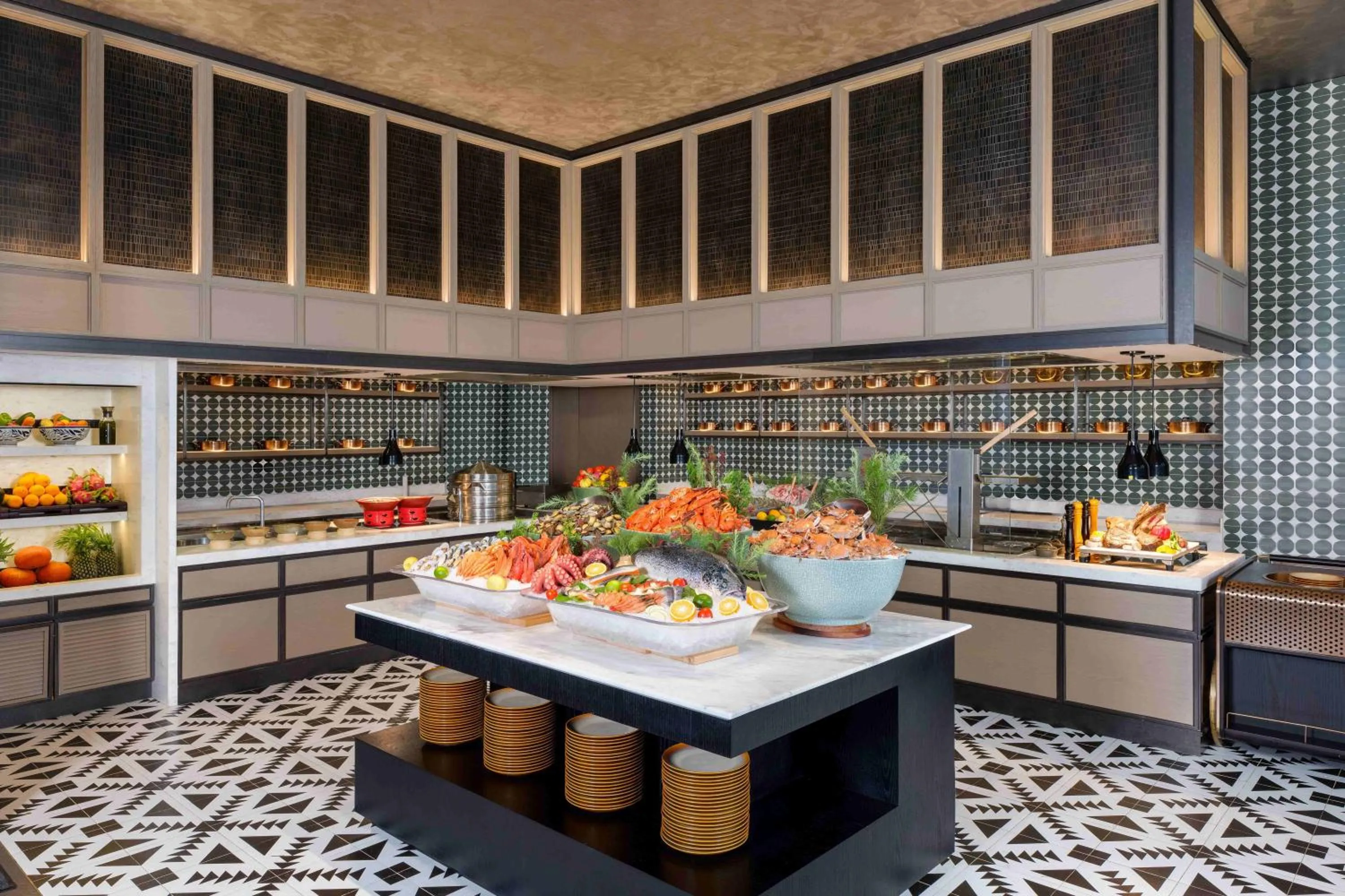 Restaurant/places to eat in Renaissance Qingdao Hotel