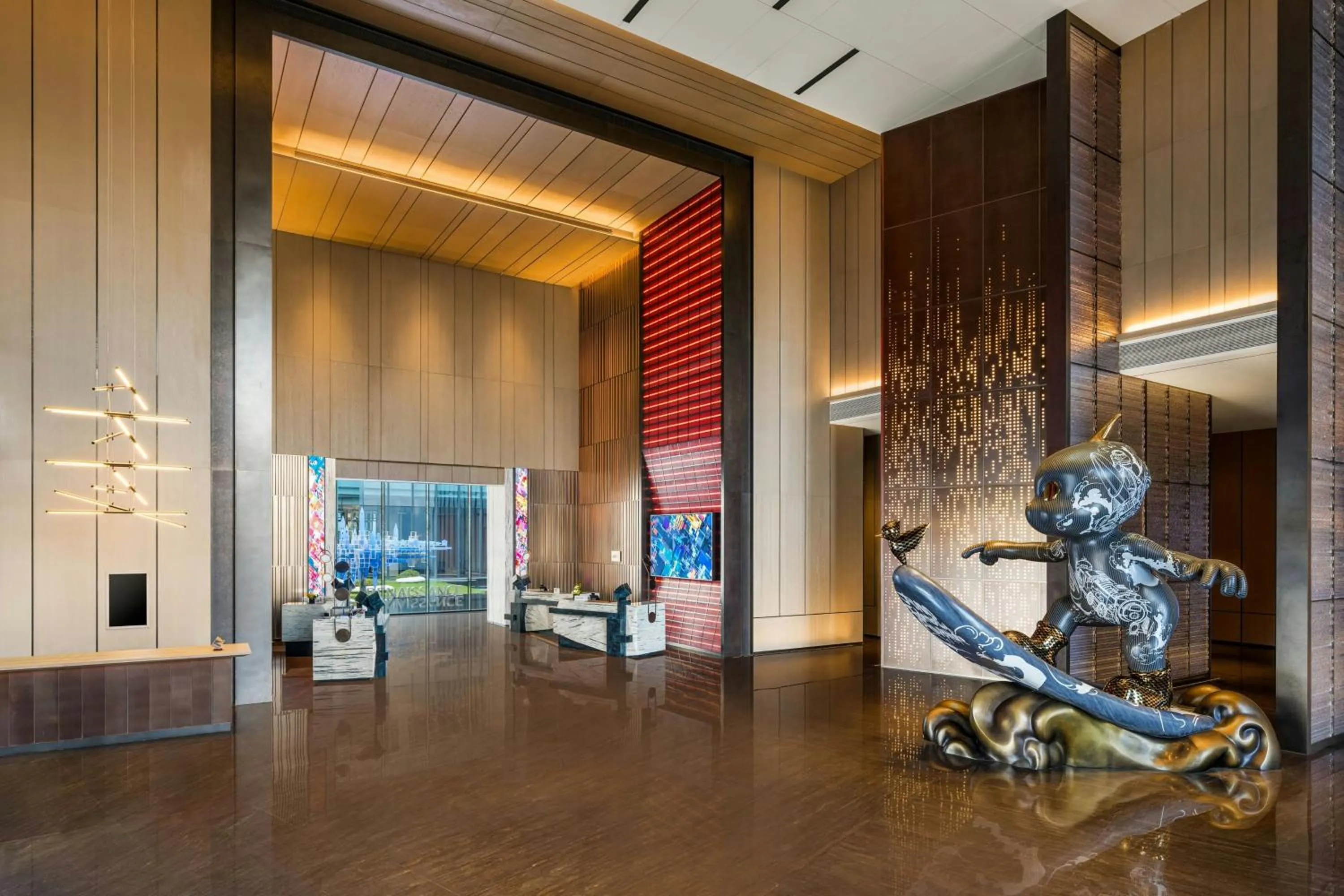 Lobby or reception in Renaissance Qingdao Hotel