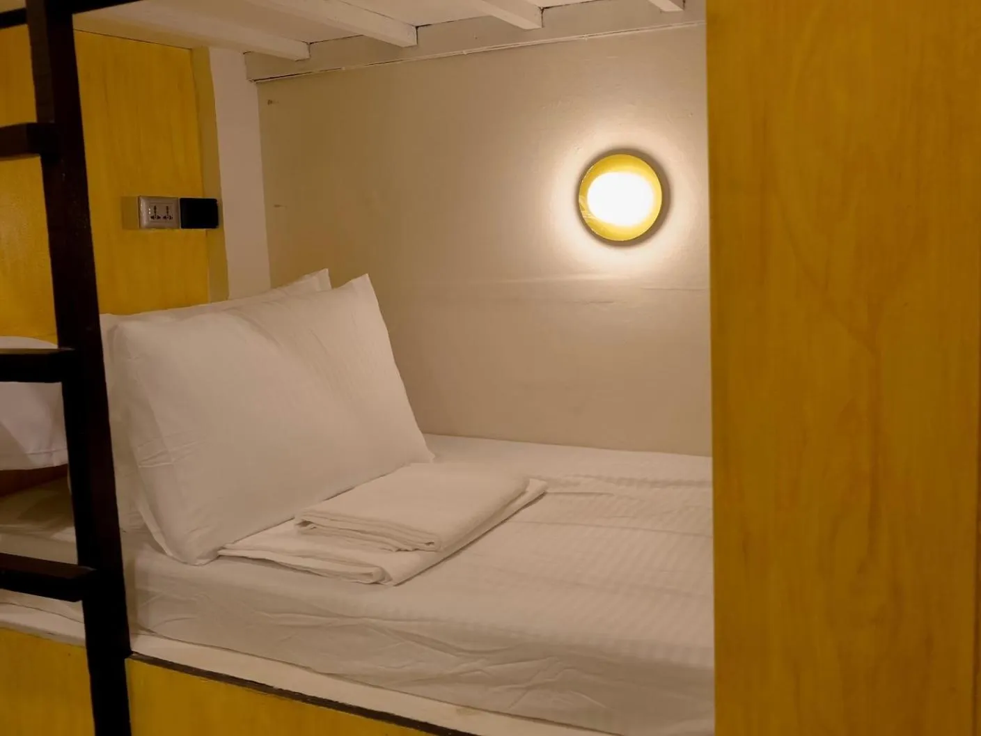 Bed in Kada Hostel by Surfsand