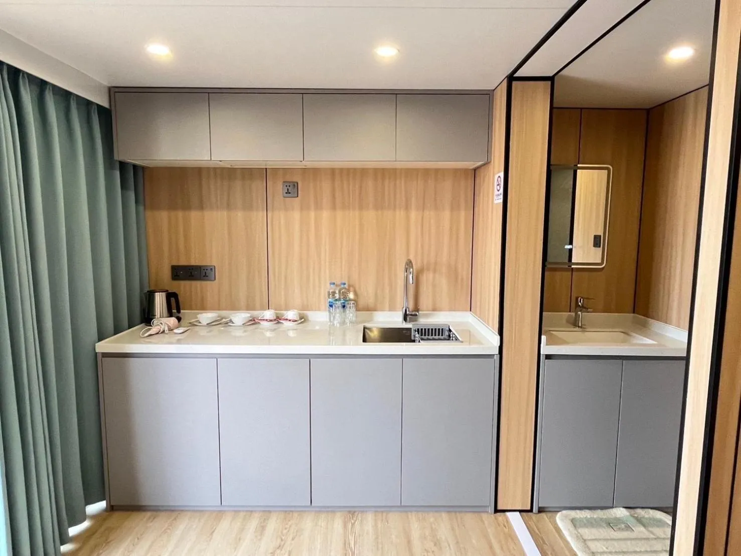 kitchen in Space House Hotel Phuket