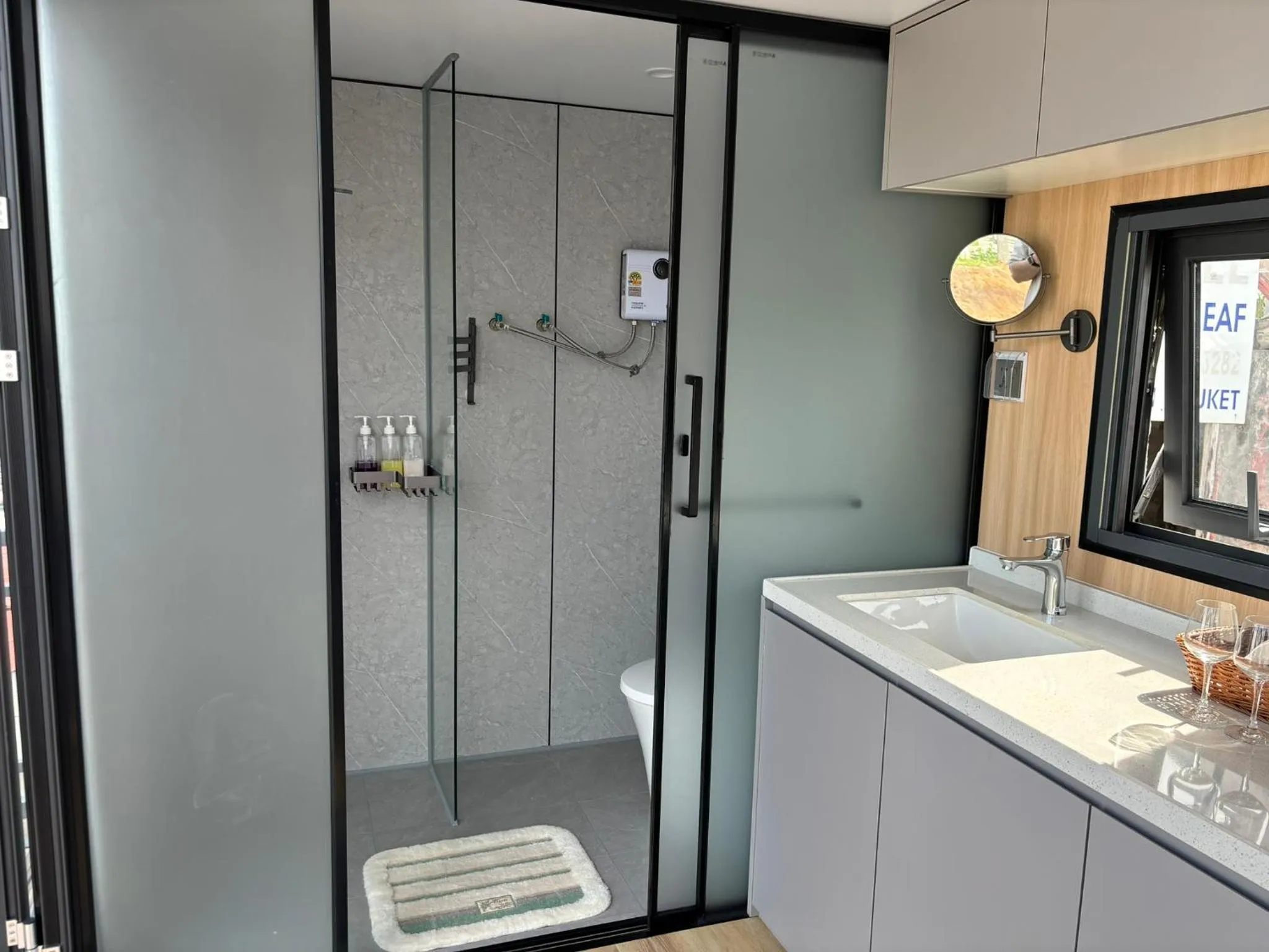 Bathroom in Space House Hotel Phuket