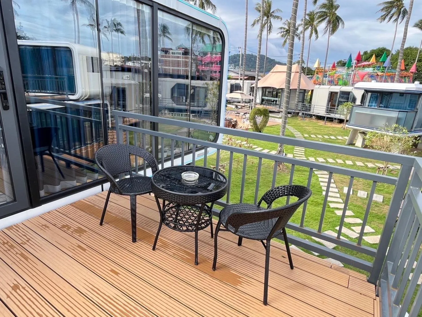 Balcony/Terrace in Space House Hotel Phuket