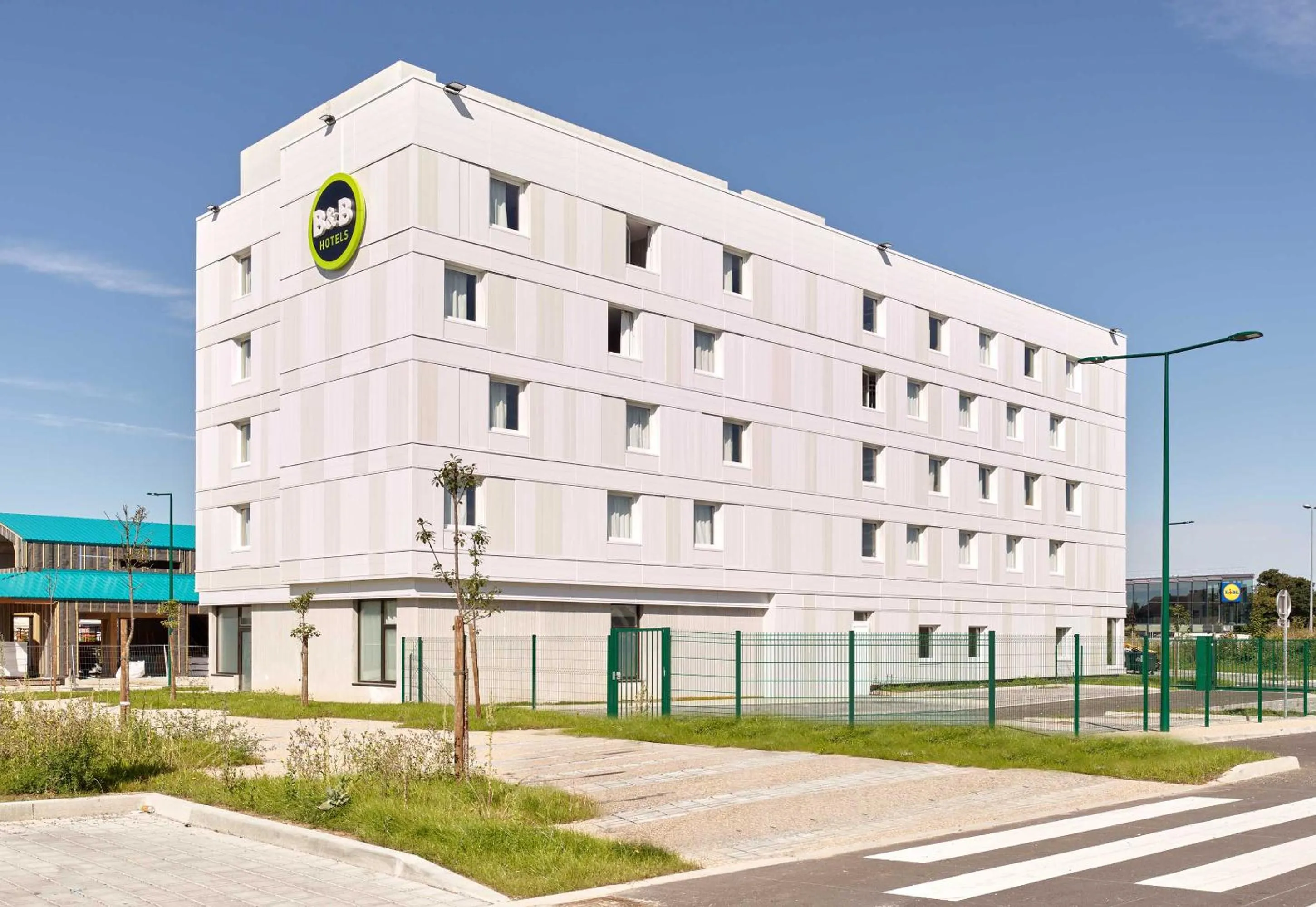 Property building in B&B HOTEL Meaux Nanteuil-lès-Meaux 3 étoiles