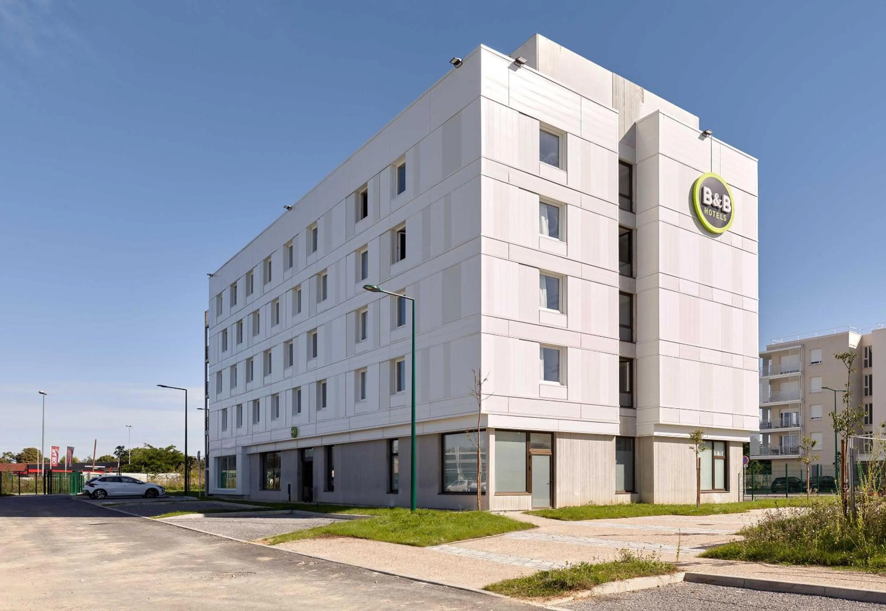 Property building in B&B HOTEL Meaux Nanteuil-lès-Meaux 3 étoiles