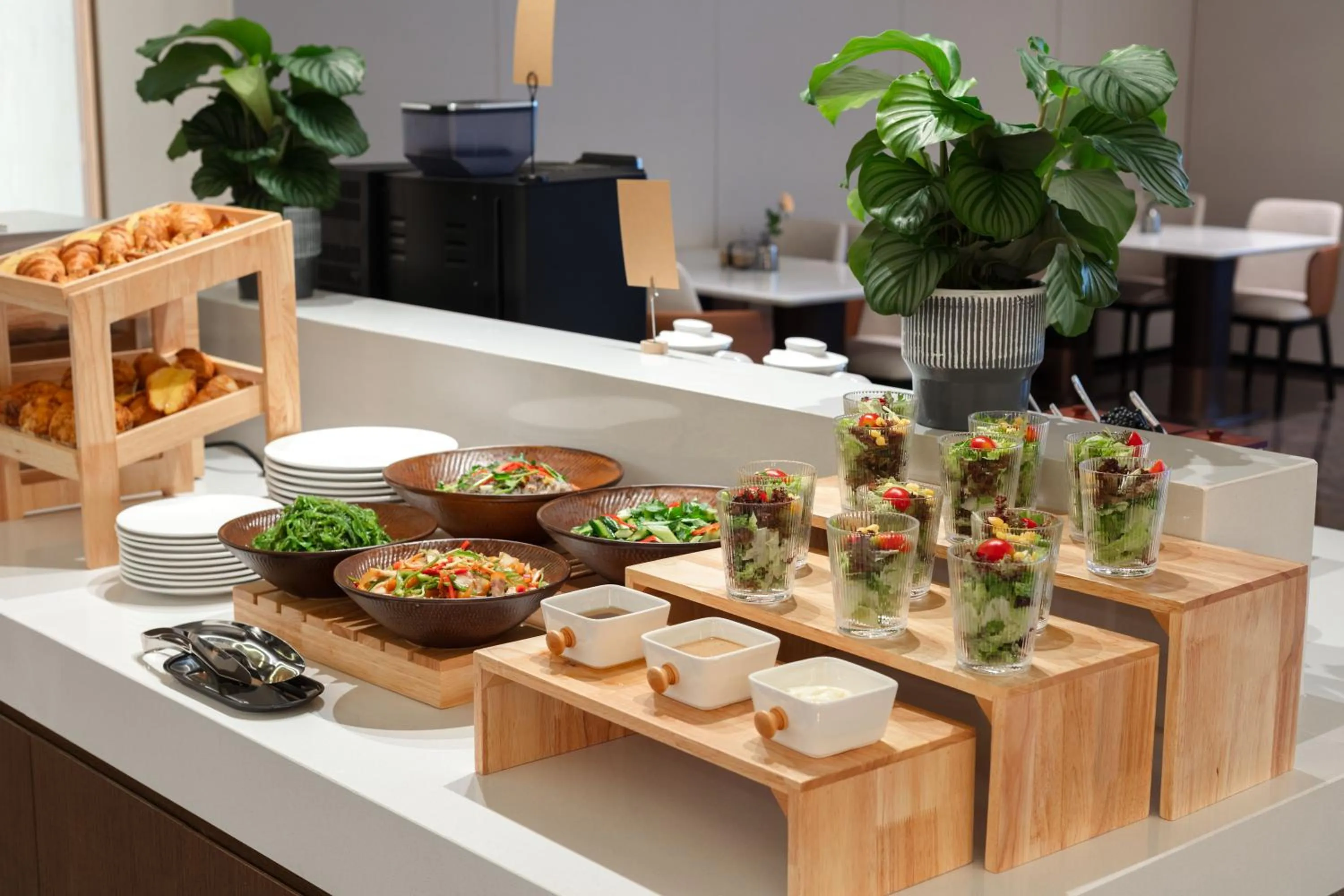 Restaurant/places to eat in Atour Hotel Hangzhou Xiaoshan Kaiyuan Plaza