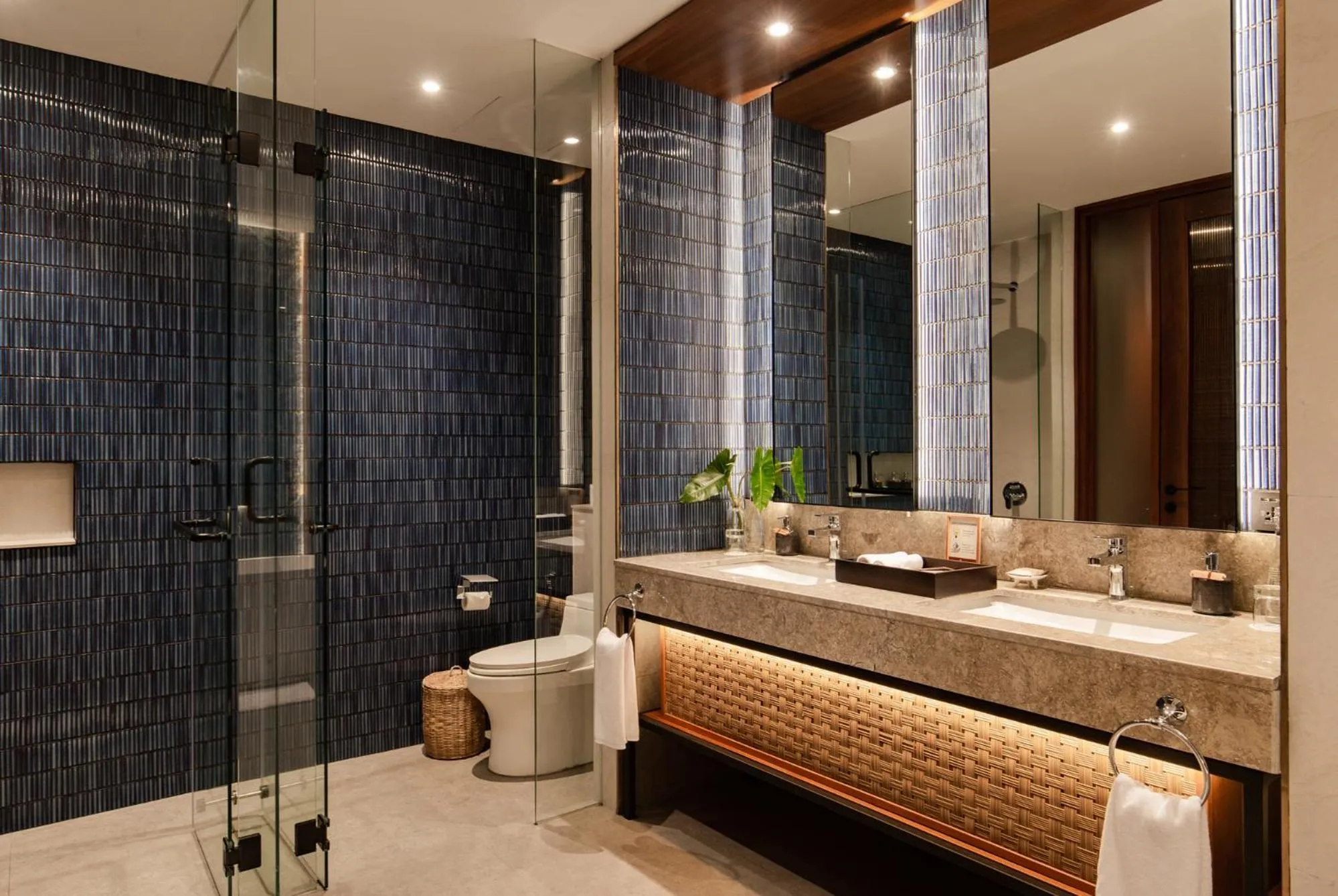 Shower in Plataran Puncak Suites