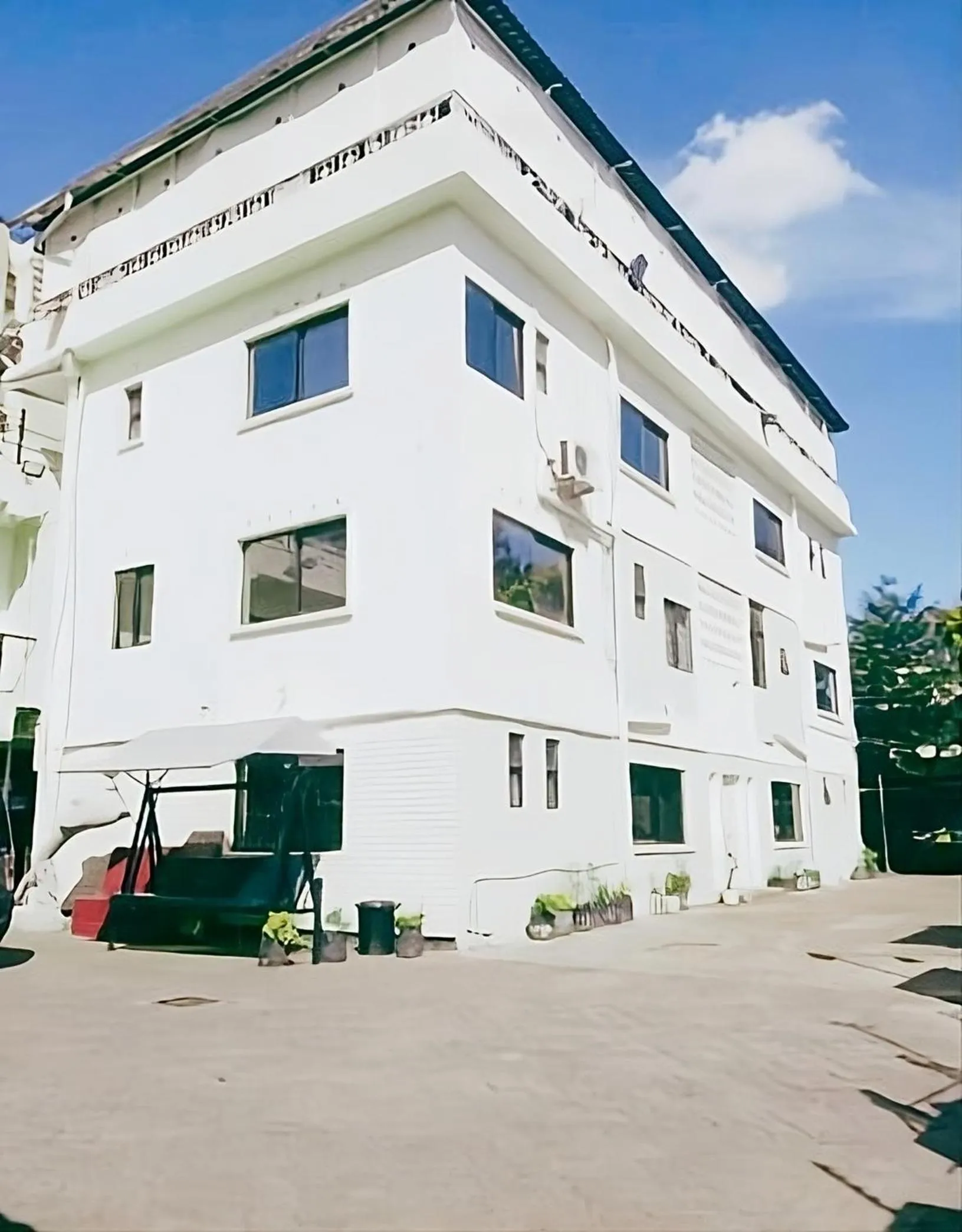 Property building in Nairobi Glory Palace Hotel