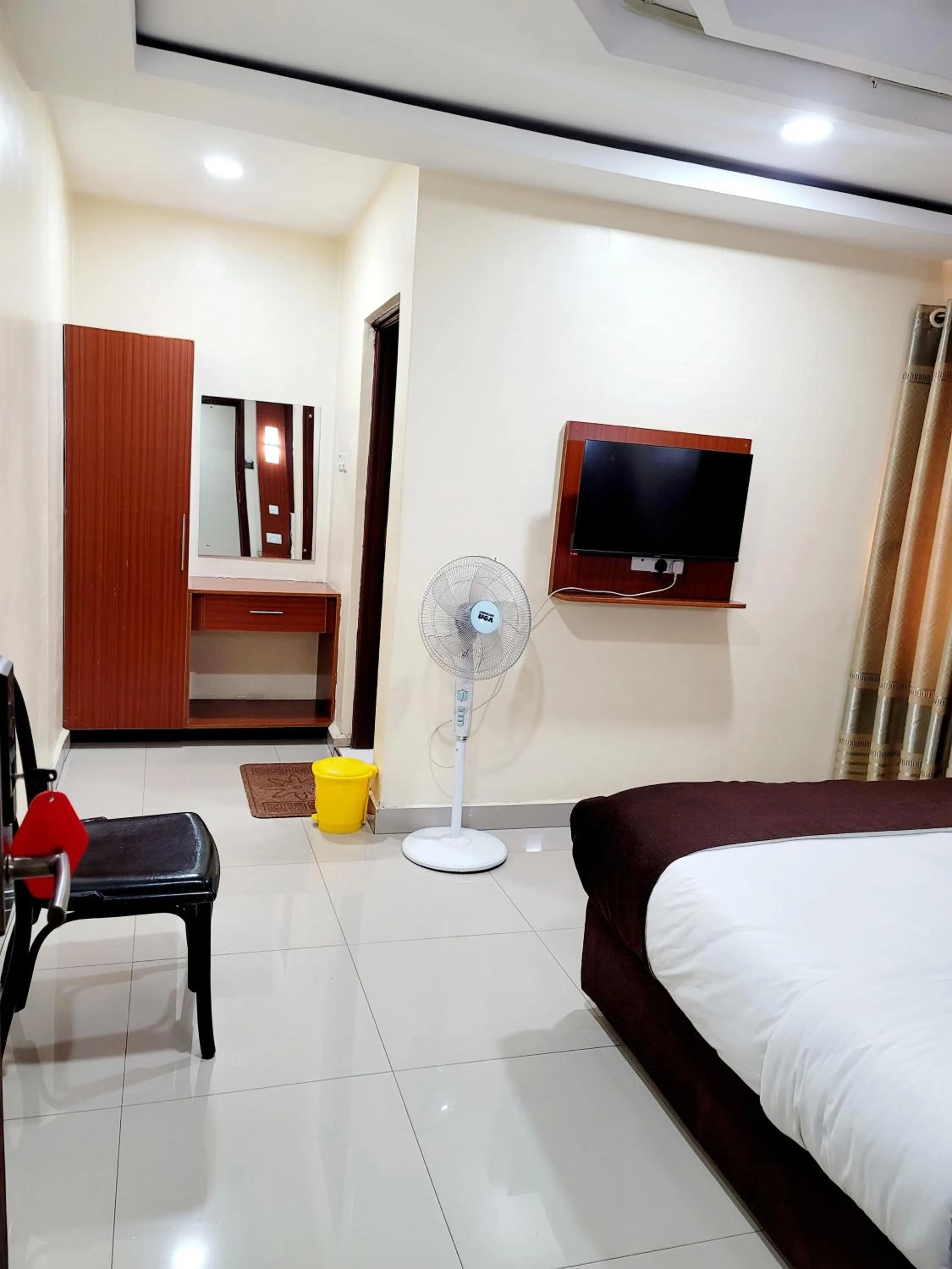 Bed in Nairobi Glory Palace Hotel