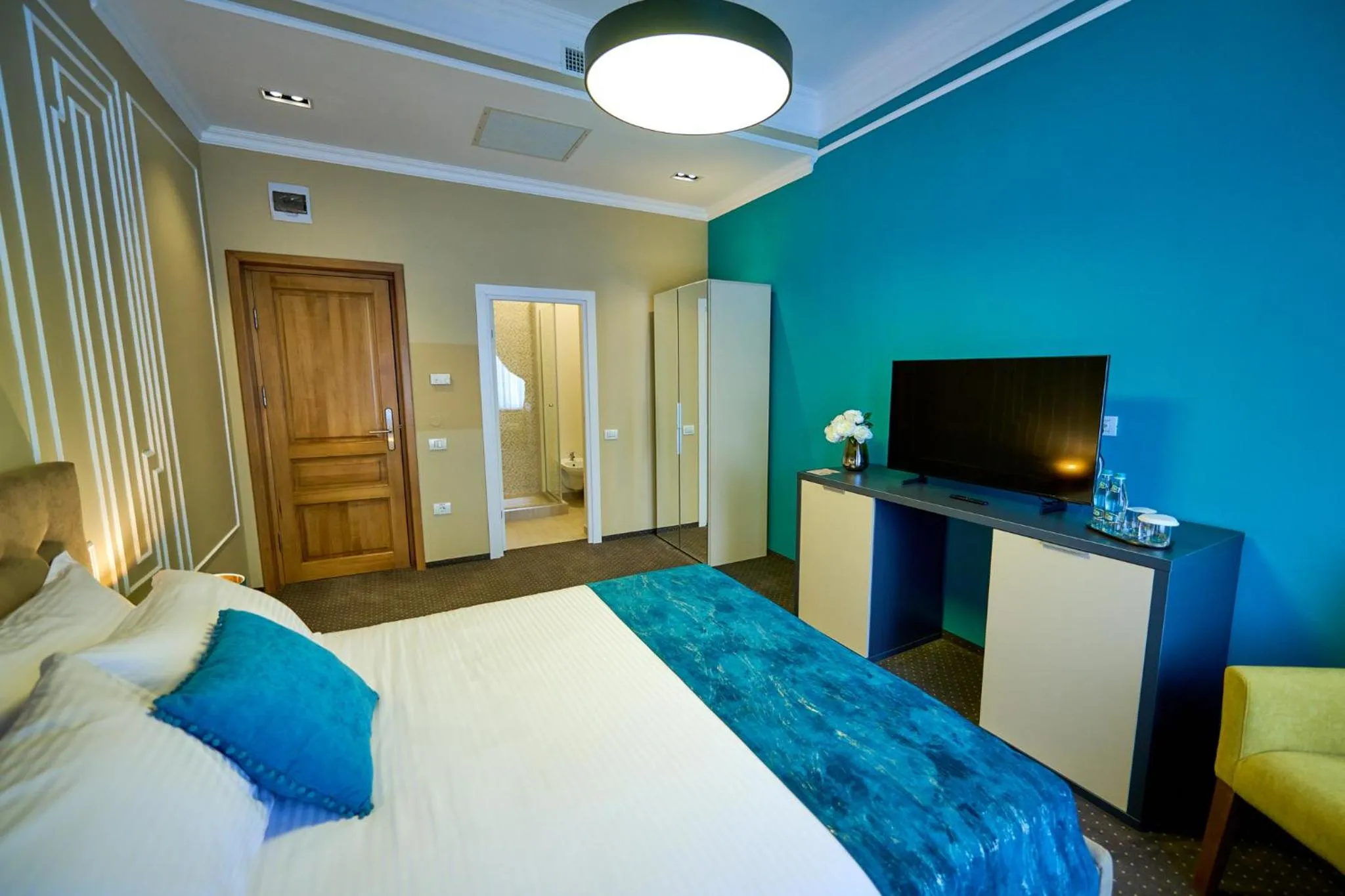 Photo of the whole room, Bed in G Danube Boutique Hotel