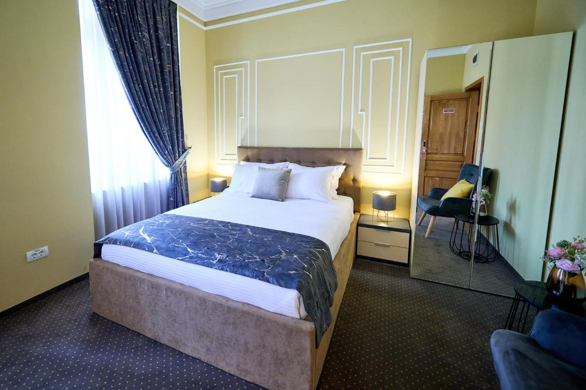 Photo of the whole room, Bed in G Danube Boutique Hotel