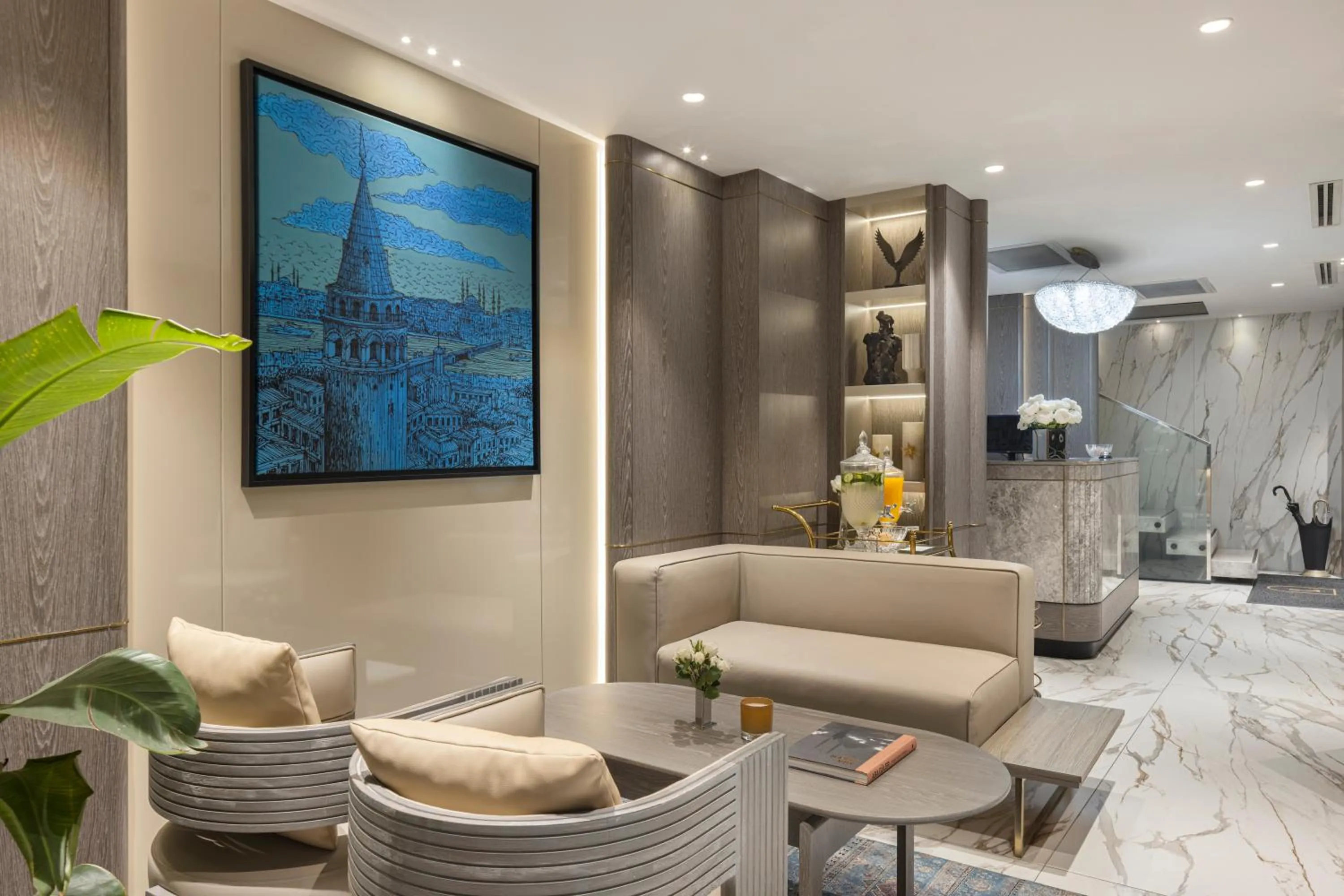 Lobby or reception in Lunet Old City Hotel