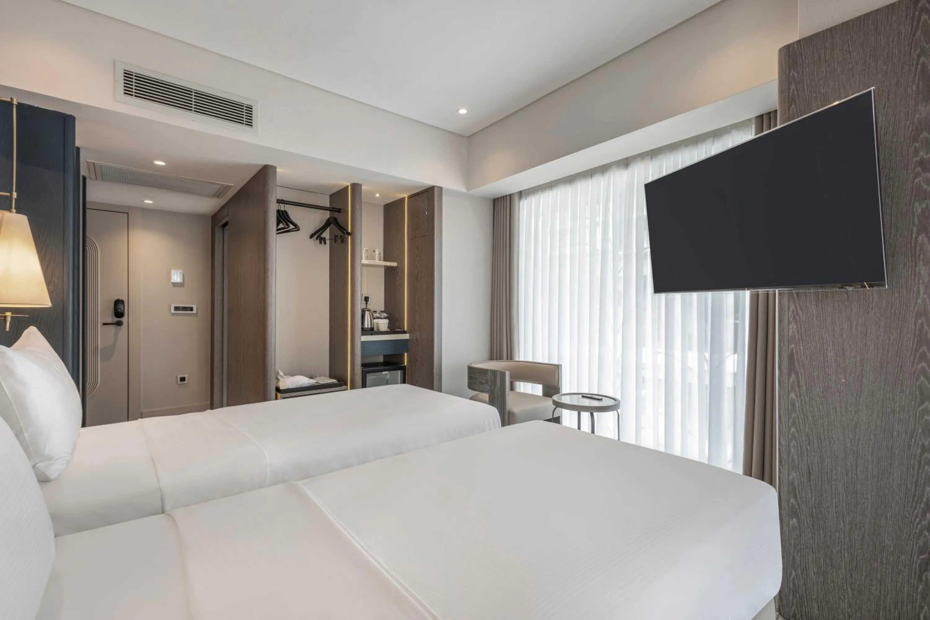 Bed in Lunet Old City Hotel