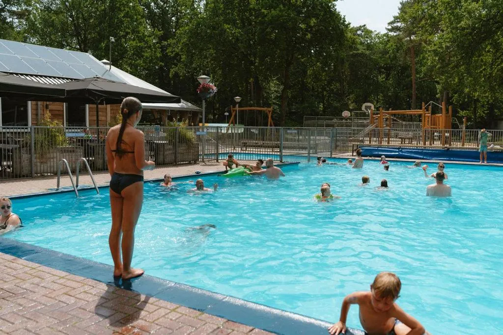 Swimming pool in Recreatiepark de Vossenburcht IJhorst