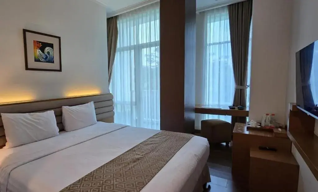 Deluxe Double Room in Point C Hotel Deluxe Double Room in Point C Hotel