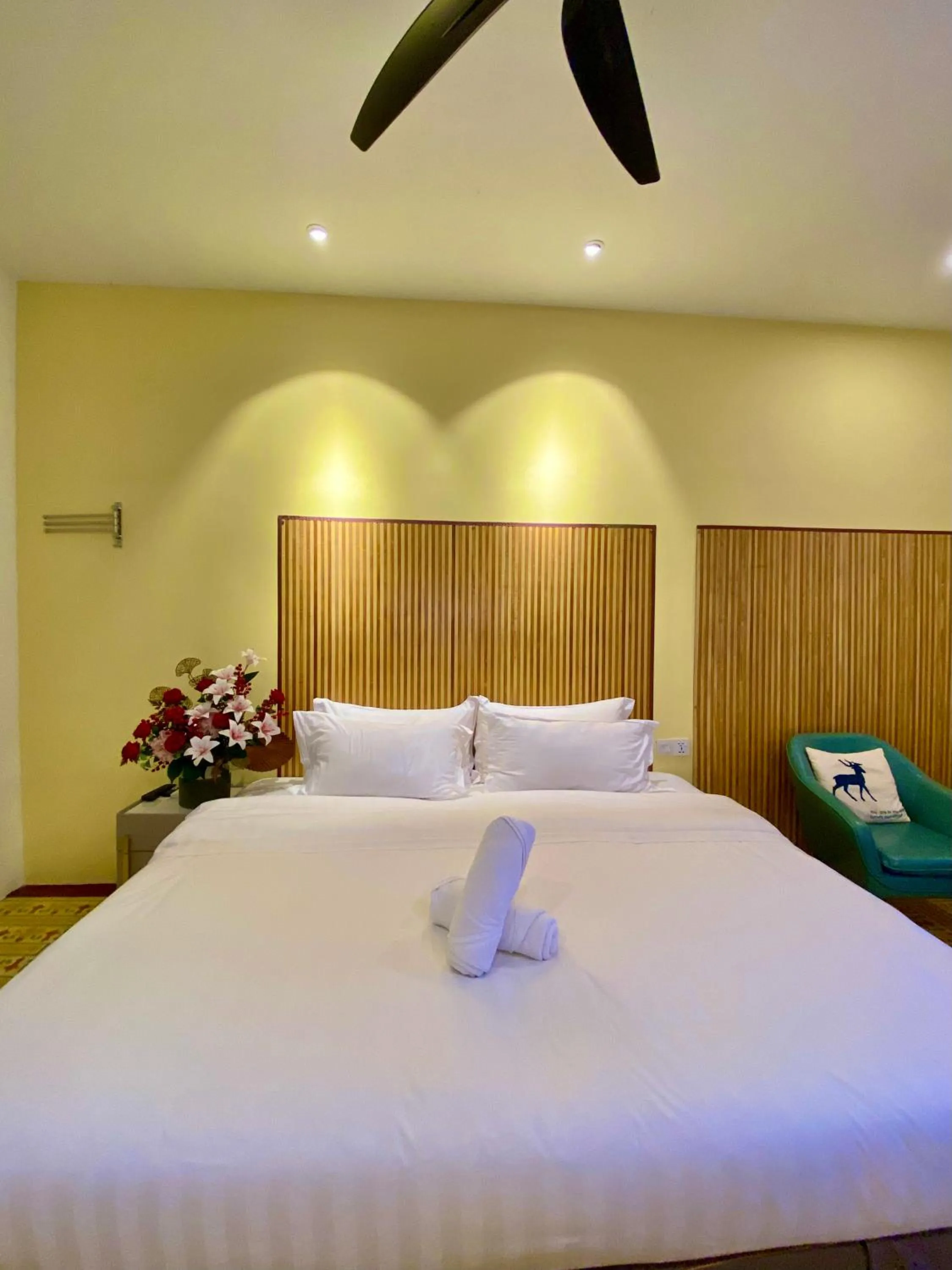 Bed in Bayu Bayu Hotel by Soft Loft