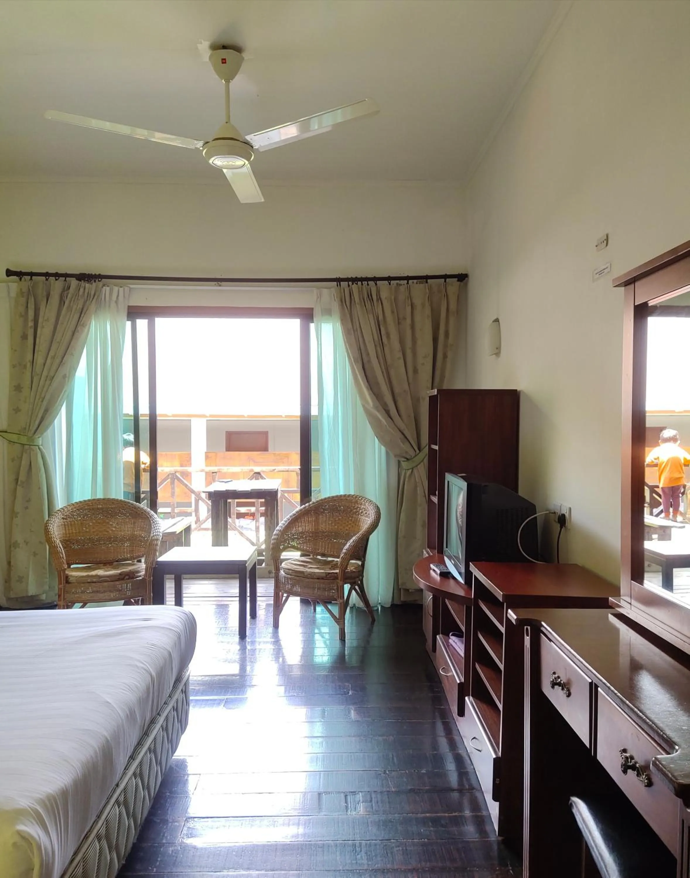 TV and multimedia, Bed in Nabalu Kundasang