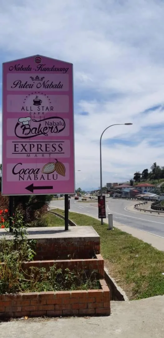 Property logo or sign in Nabalu Kundasang