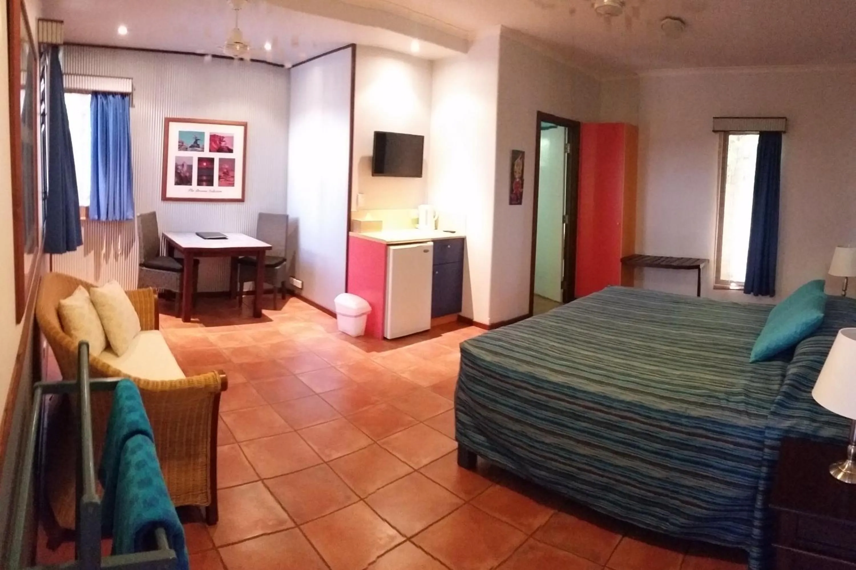 Photo of the whole room, Bed in The Courthouse Bed & Breakfast