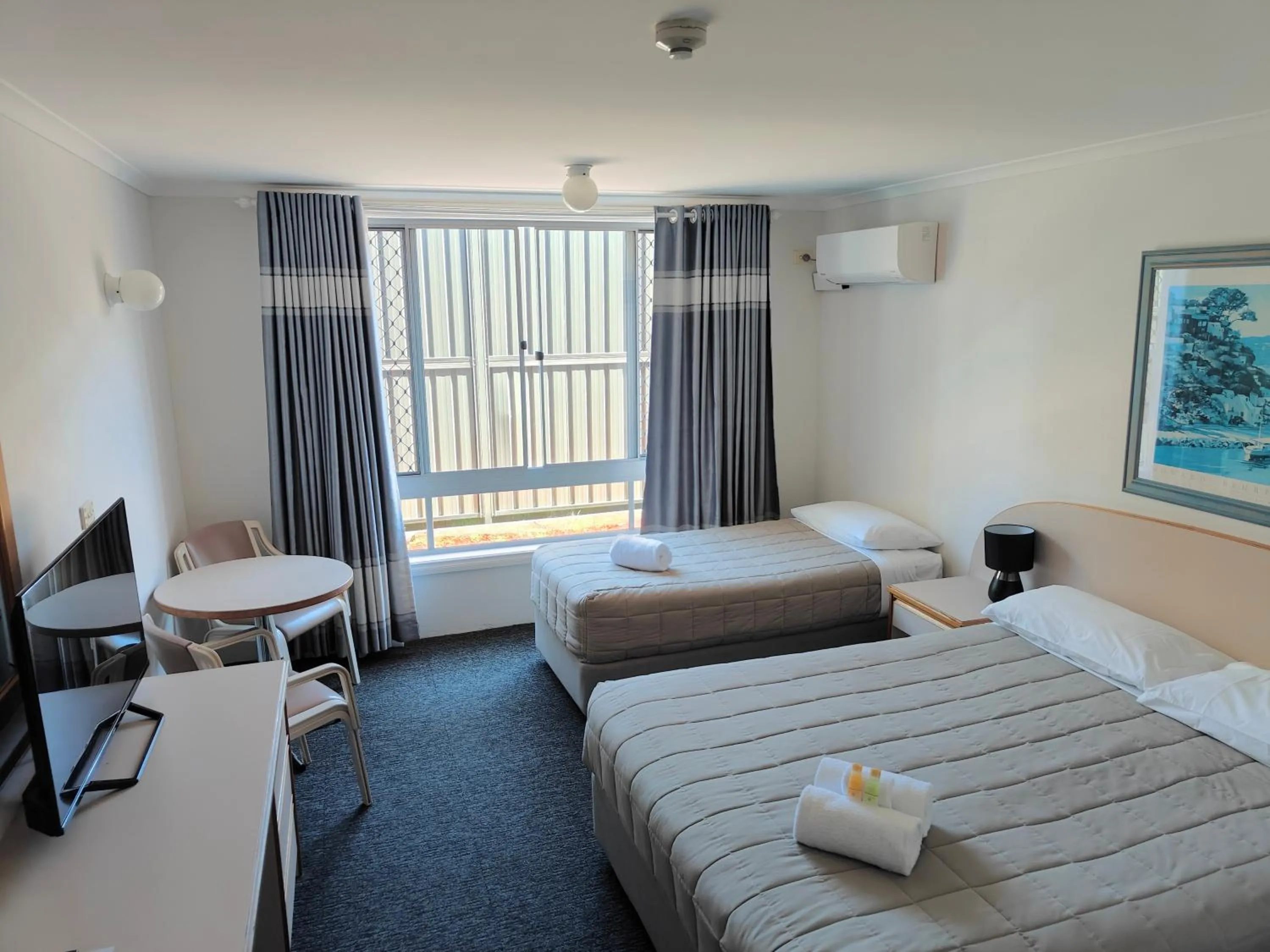 Bed in Forstay Motel