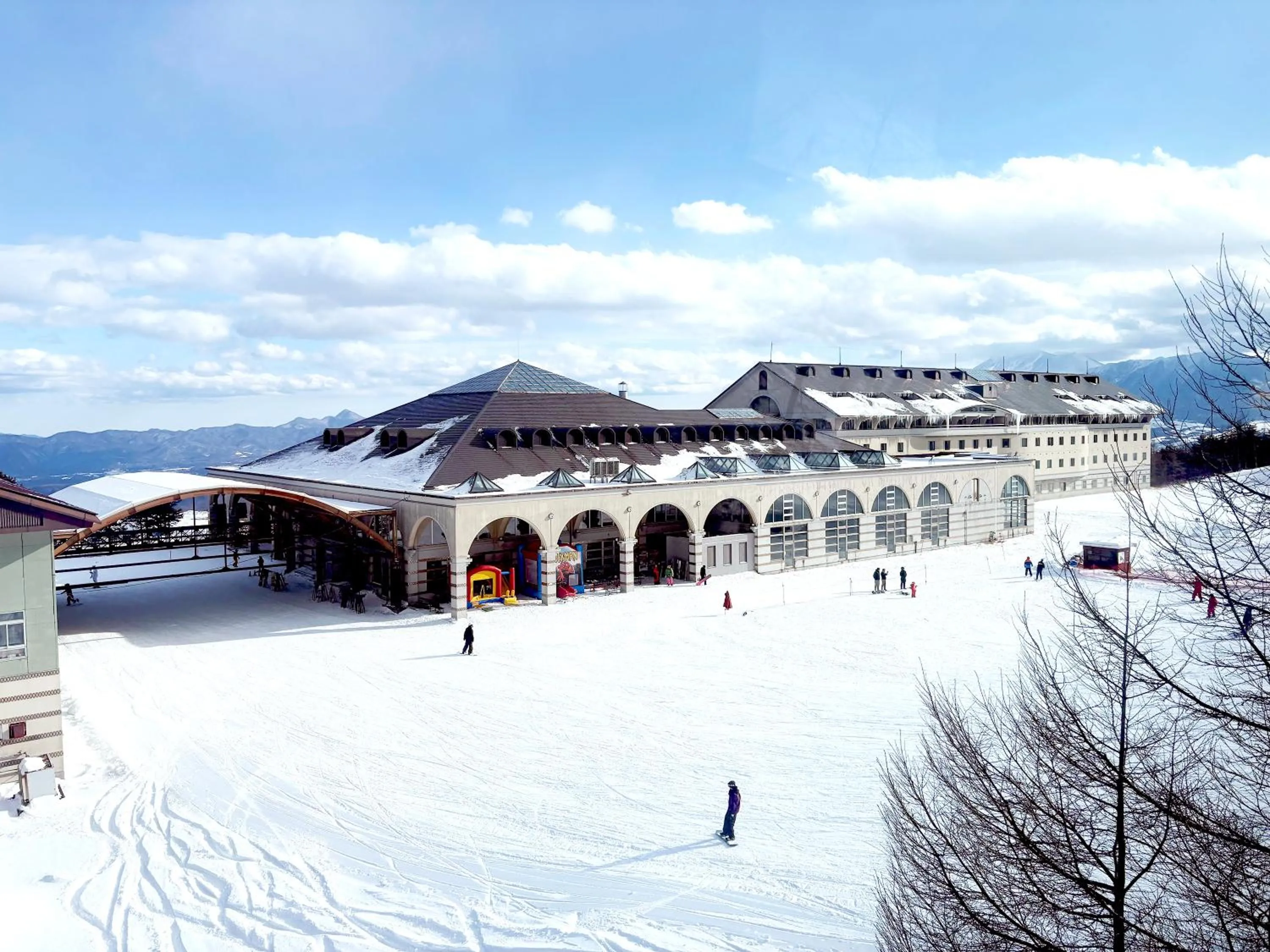 Property building in Palcall Tsumagoi Resort Ski & Hotel