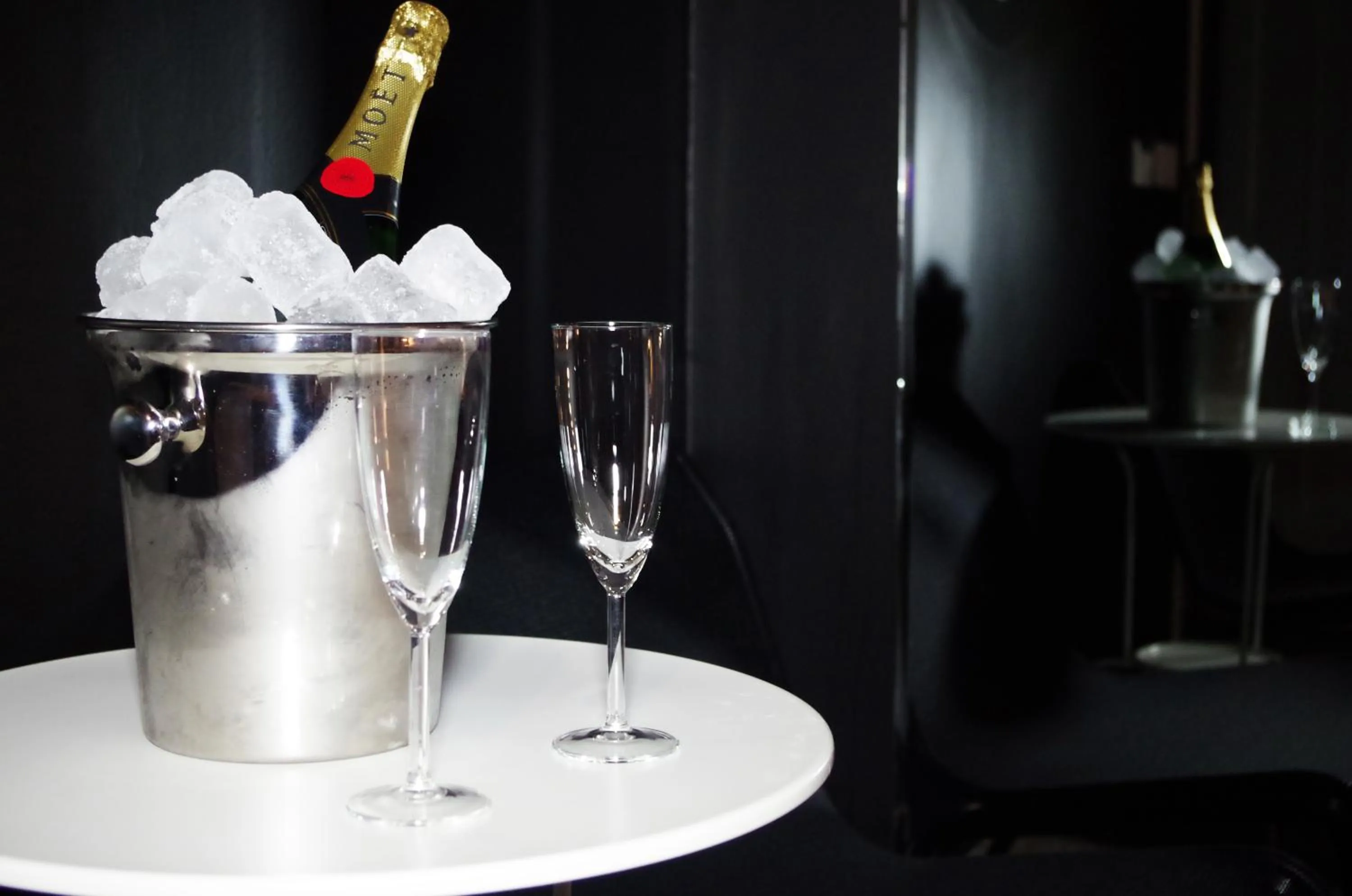 Photo of the whole room in Hotel Rock Star