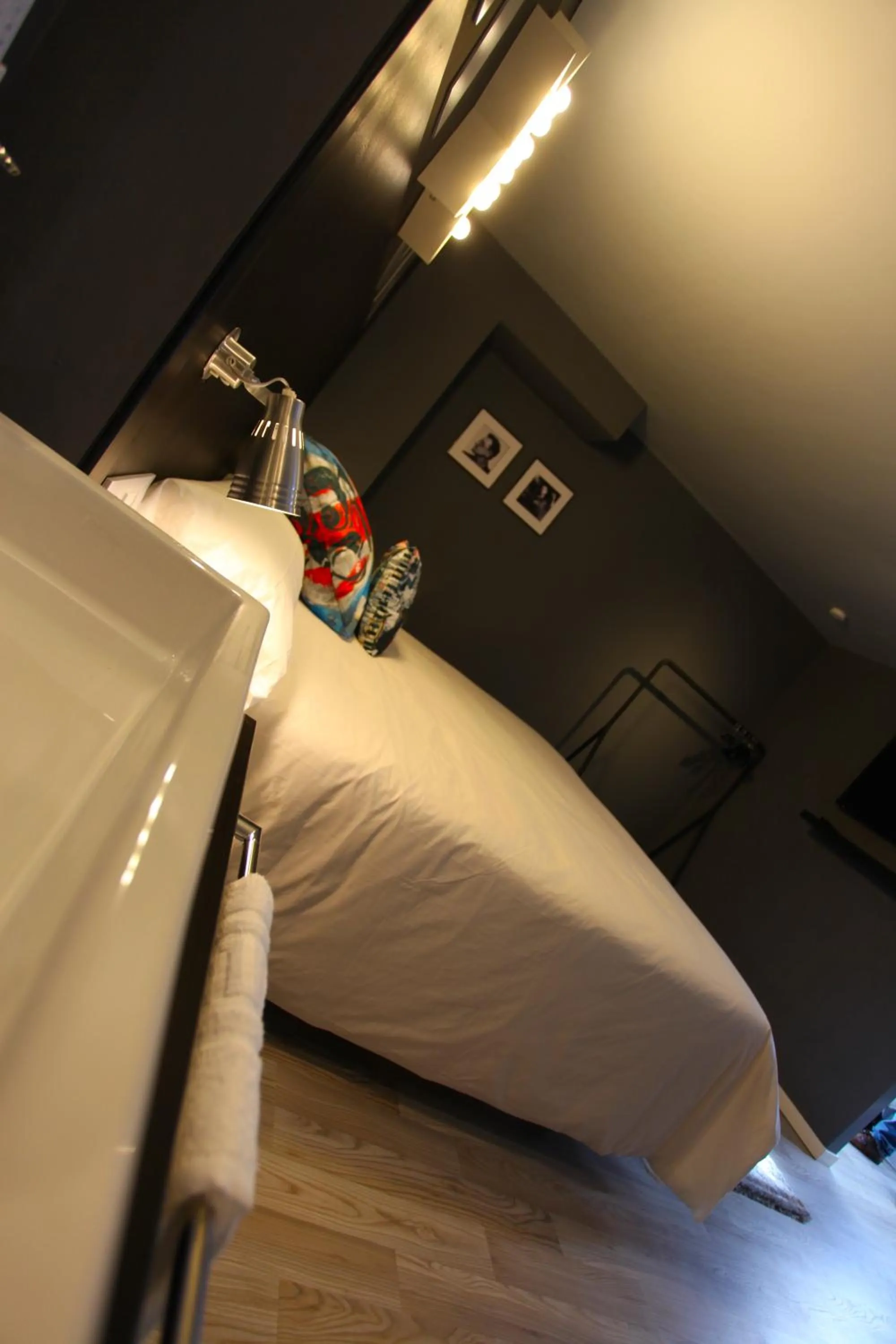 Photo of the whole room, Bed in Hotel Rock Star