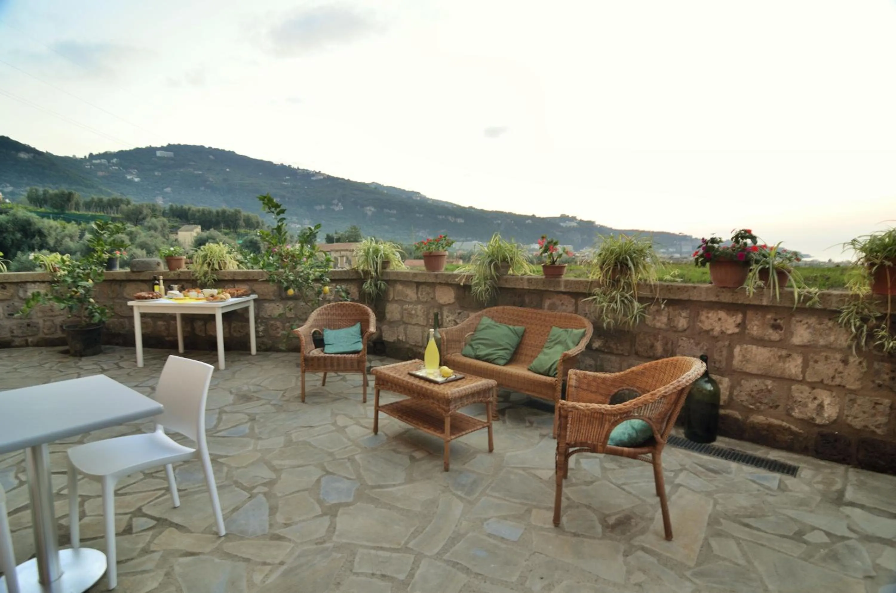 Facade/entrance in Lemon Flats Sorrento