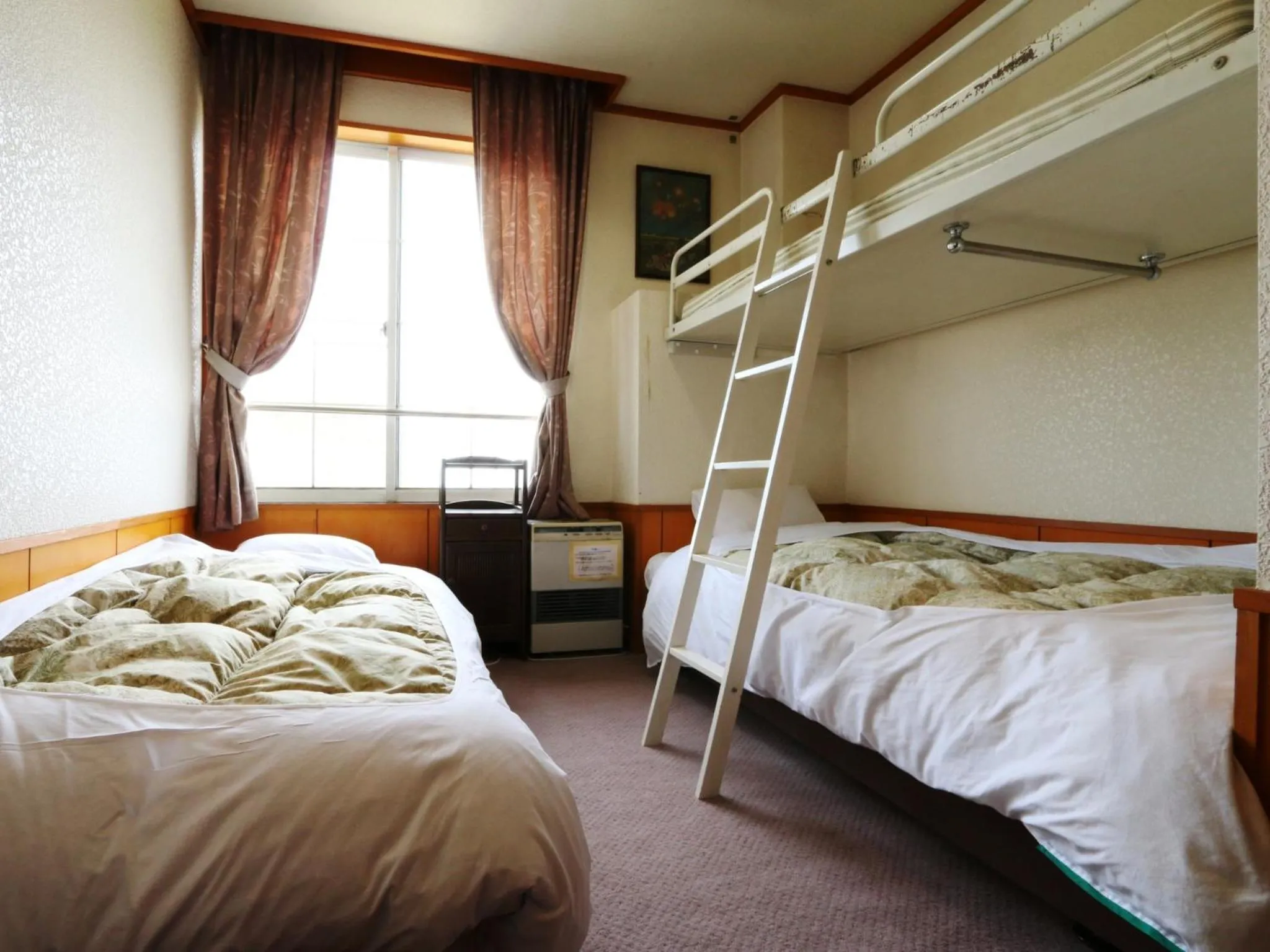 Photo of the whole room in Marchen House Madarao