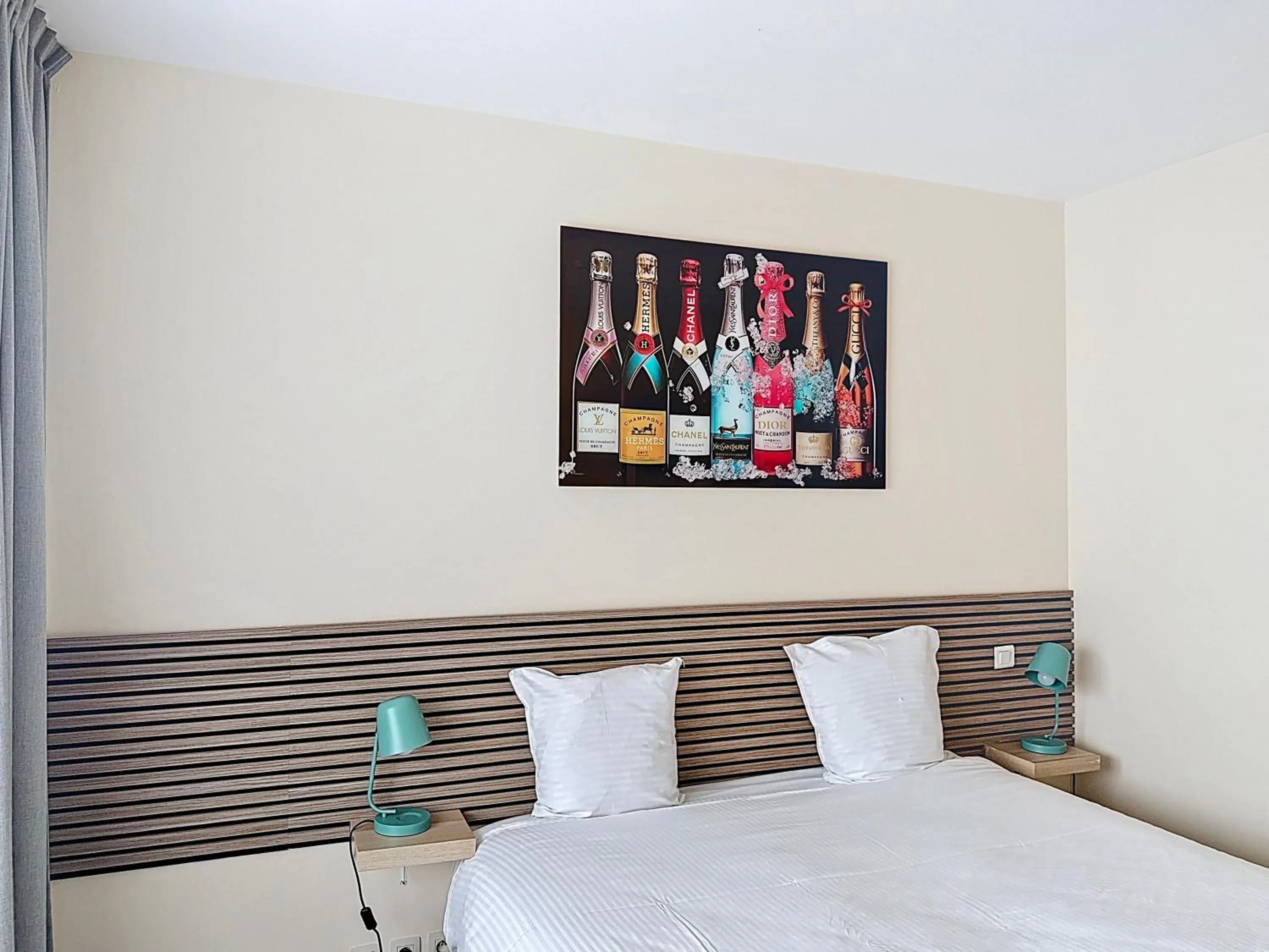 Bed in Slina Hotel Brussels