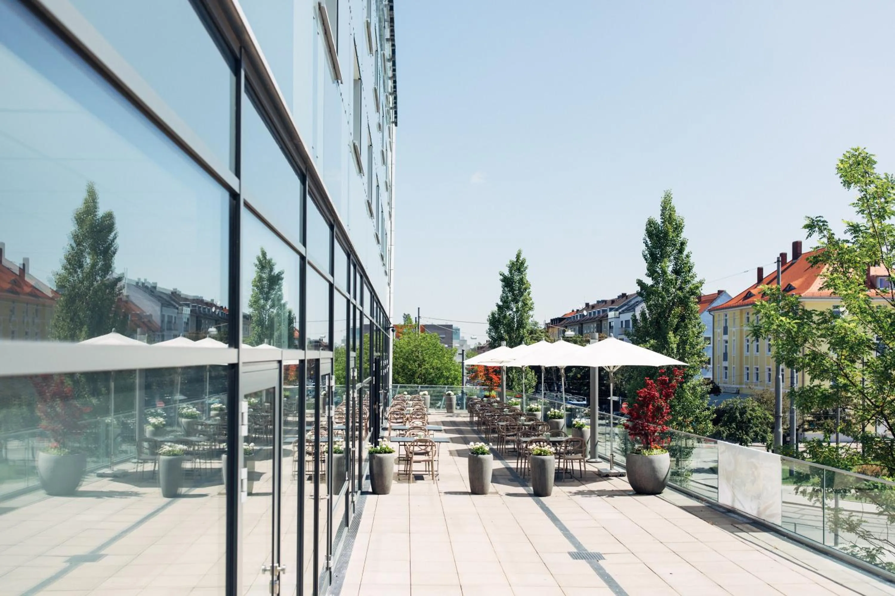 Balcony/Terrace in harry's home München hotel & apartments