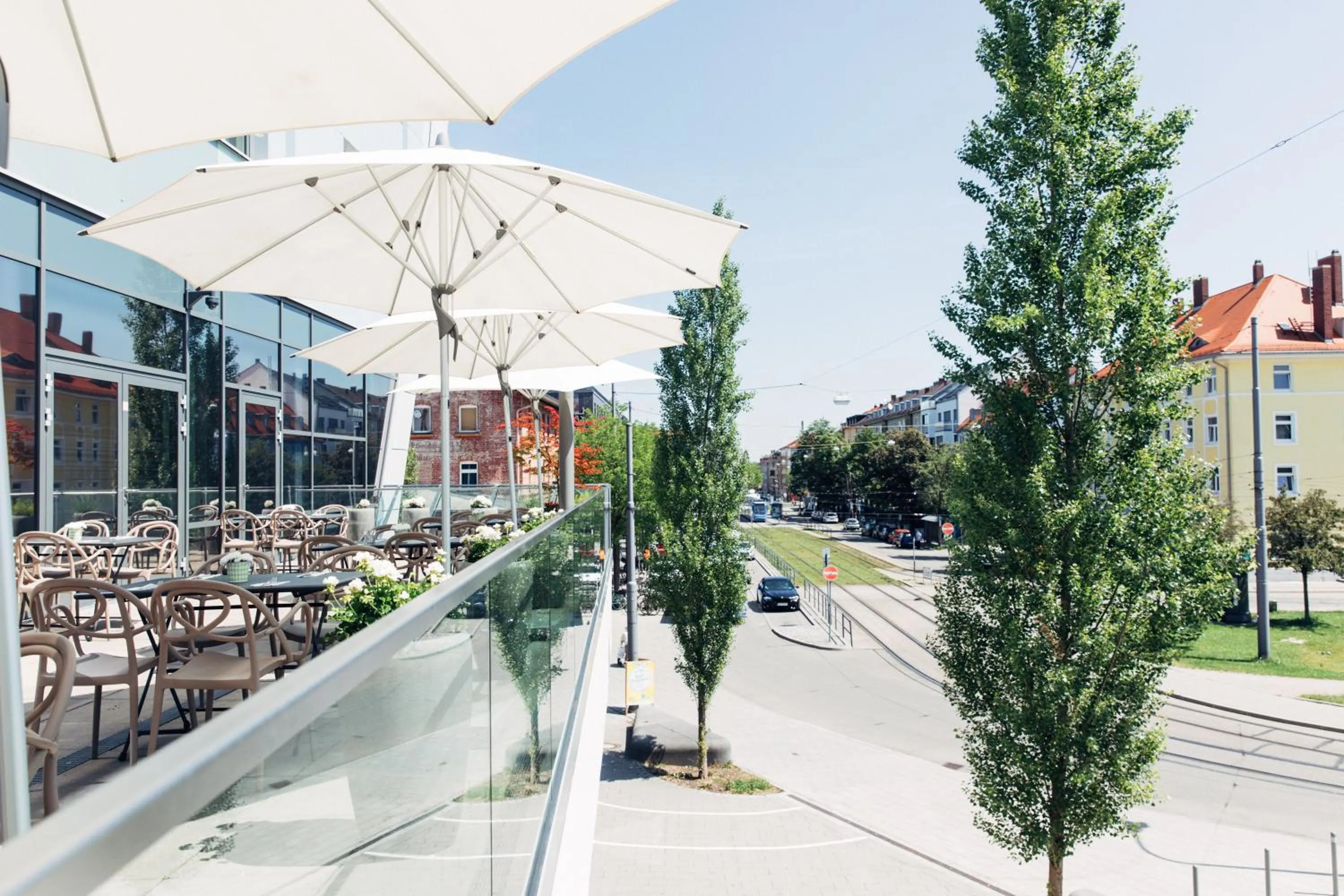 Balcony/Terrace in harry's home München hotel & apartments