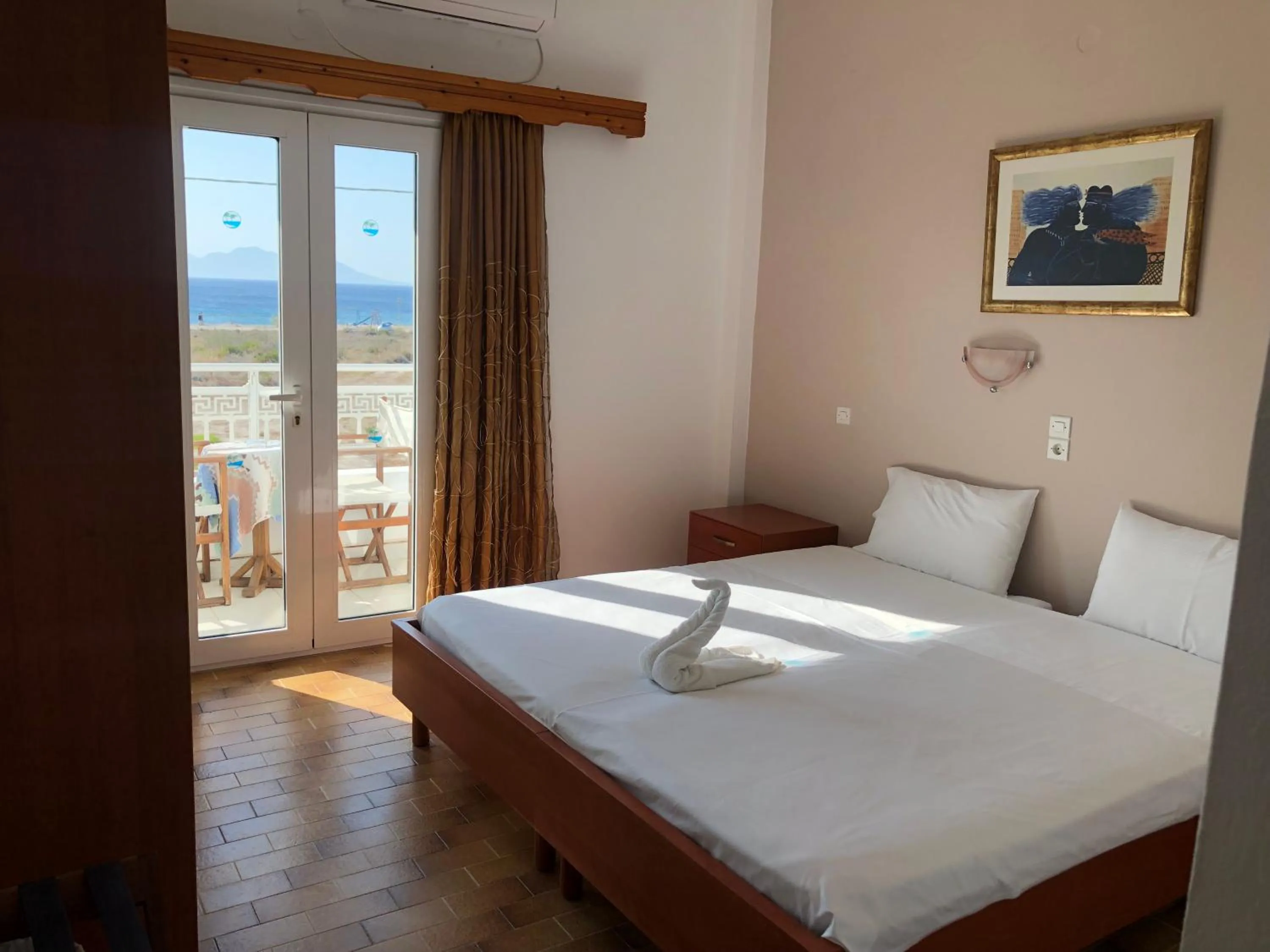 Bedroom, Bed in Anthoulis Studios