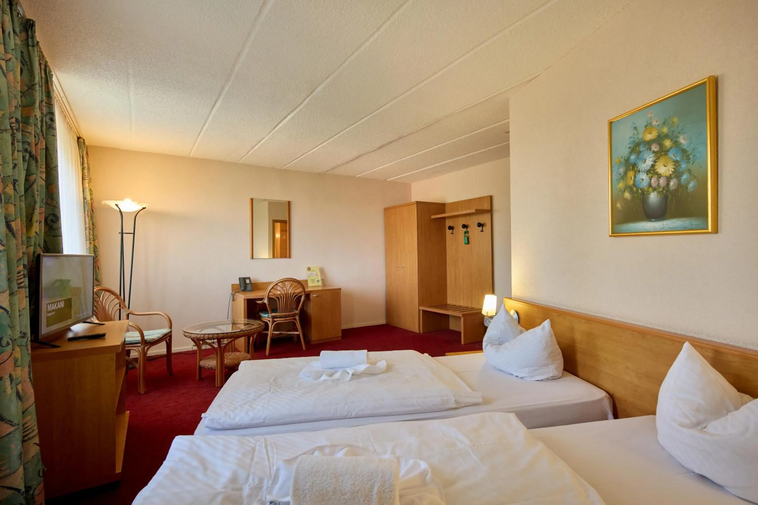 Bed in TRIP INN Axxon Hotel