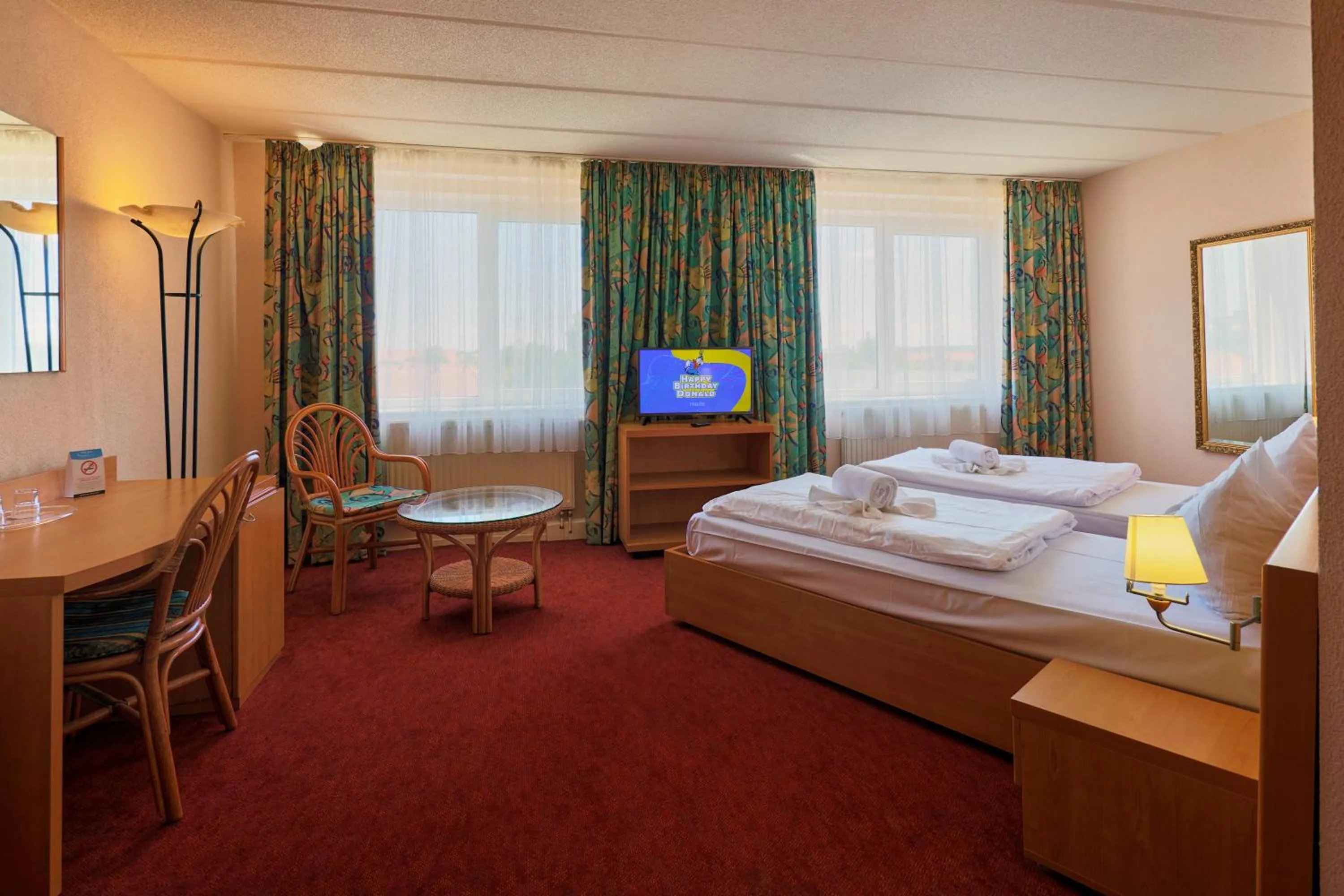 Bed in TRIP INN Axxon Hotel