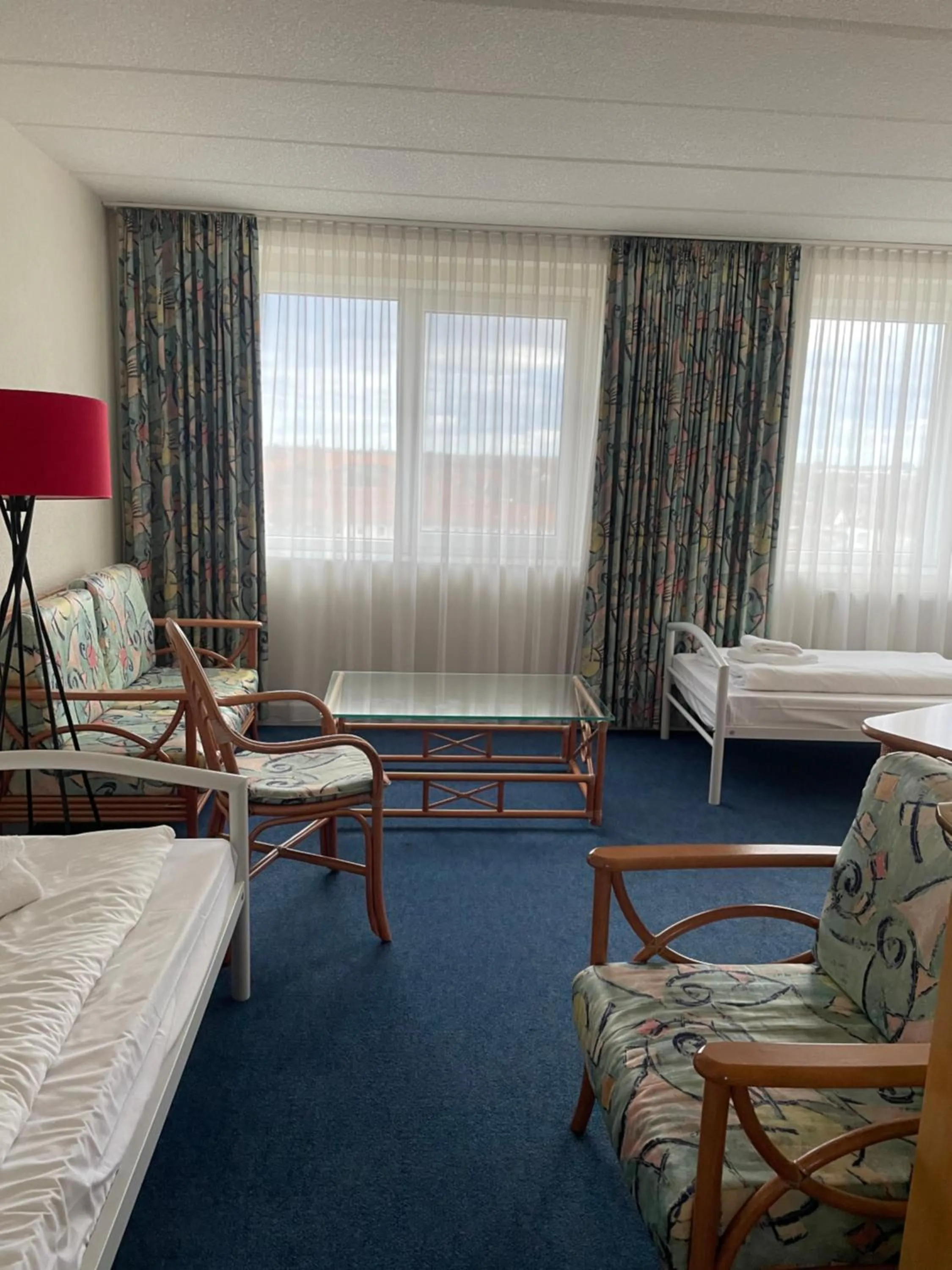 Bed in TRIP INN Axxon Hotel