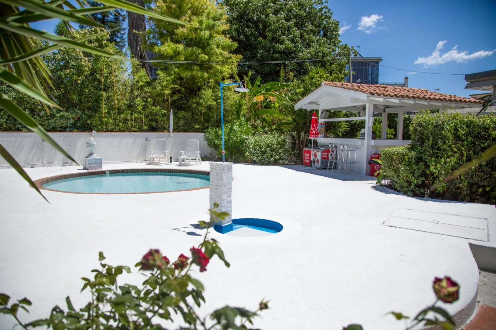 Swimming pool in Assinos Palace Hotel