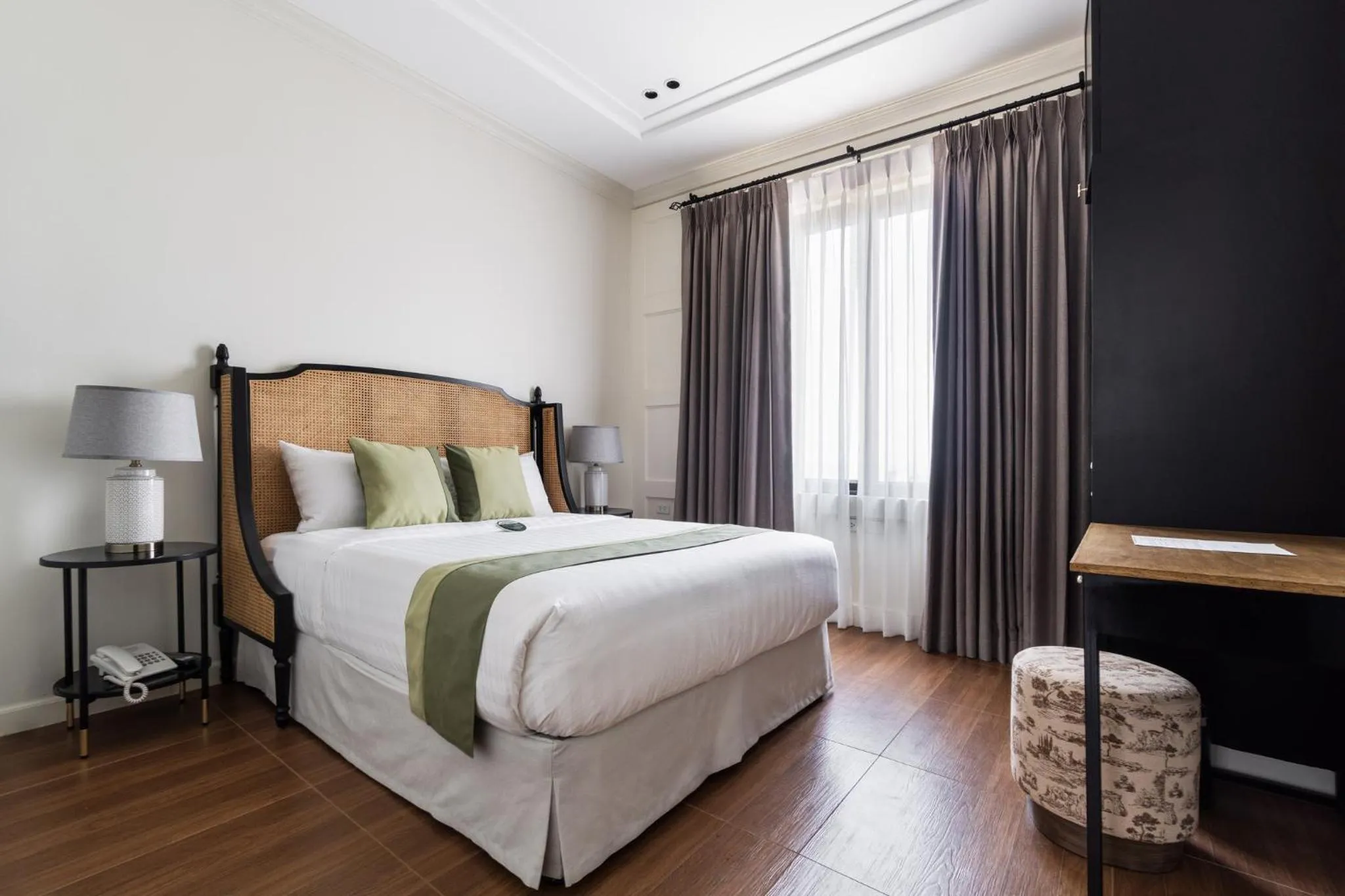 Bed in Bayandati Resort