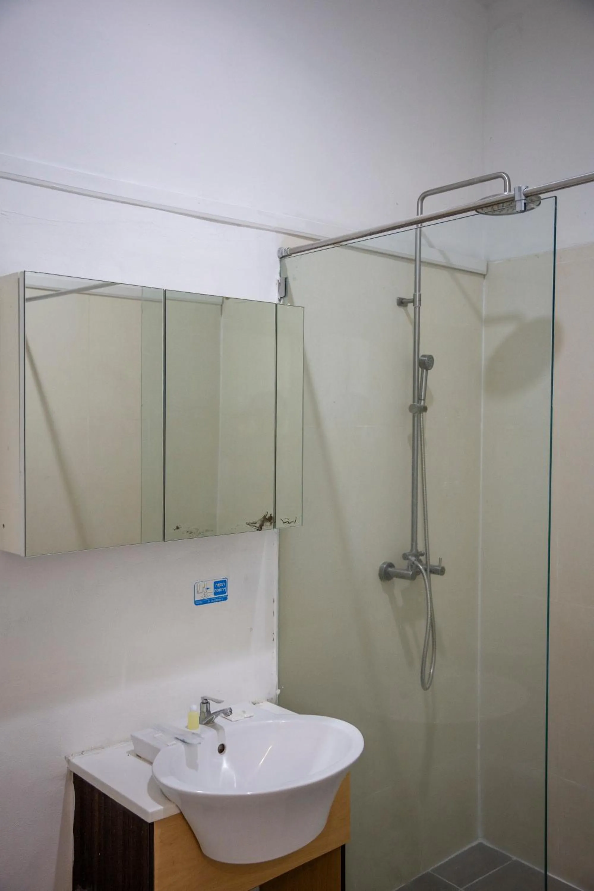 Shower in GP House Express Sukhumvit 81