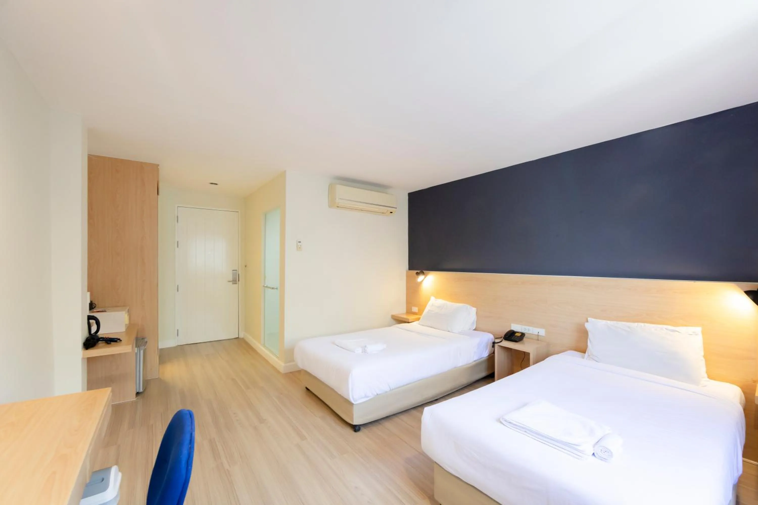 Bedroom, Bed in GP House Express Sukhumvit 81