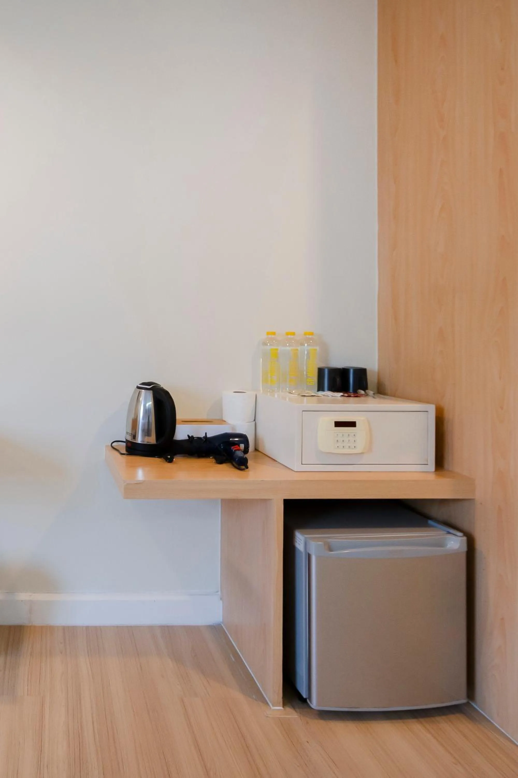 Coffee/tea facilities in GP House Express Sukhumvit 81