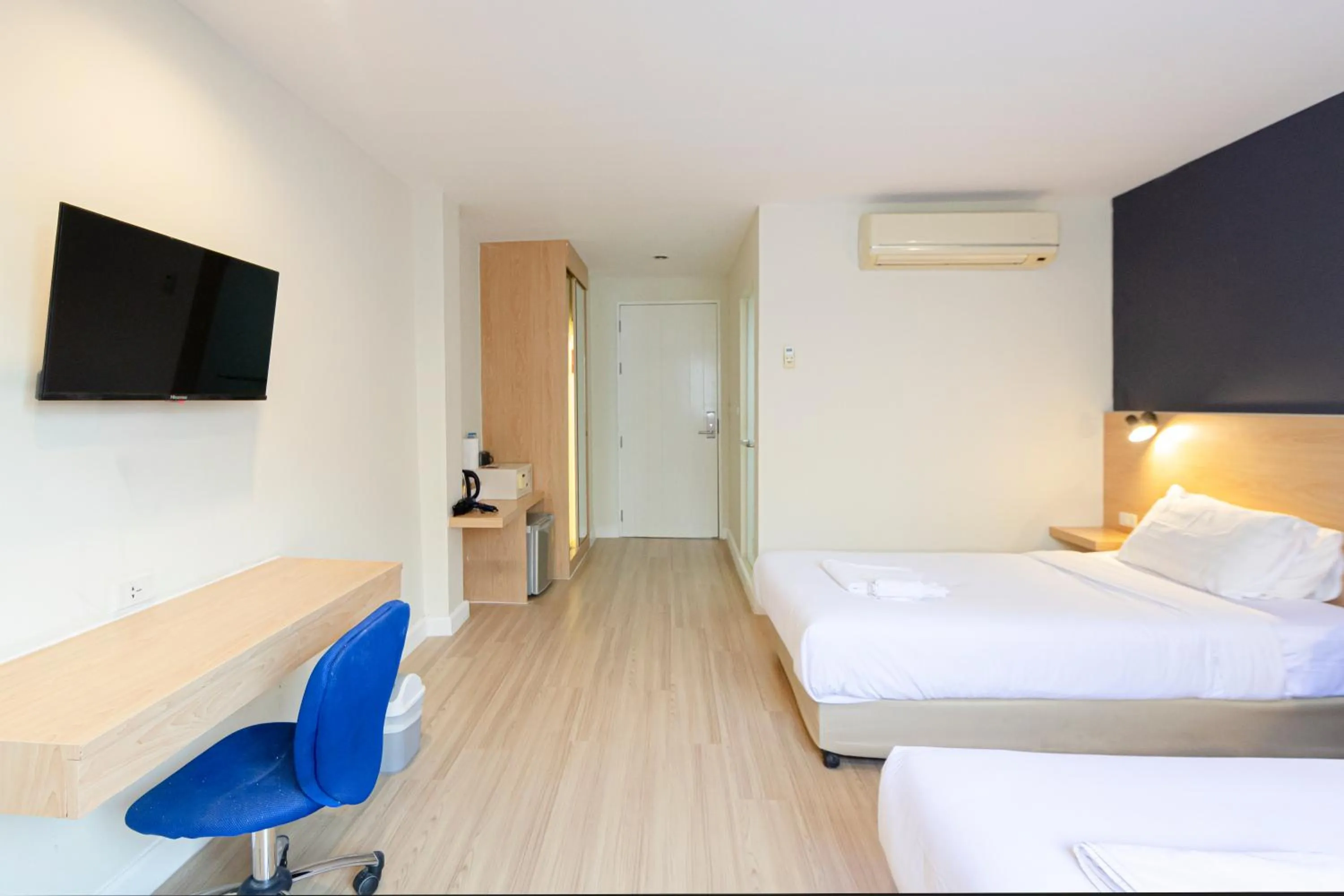 Bedroom, Bed in GP House Express Sukhumvit 81