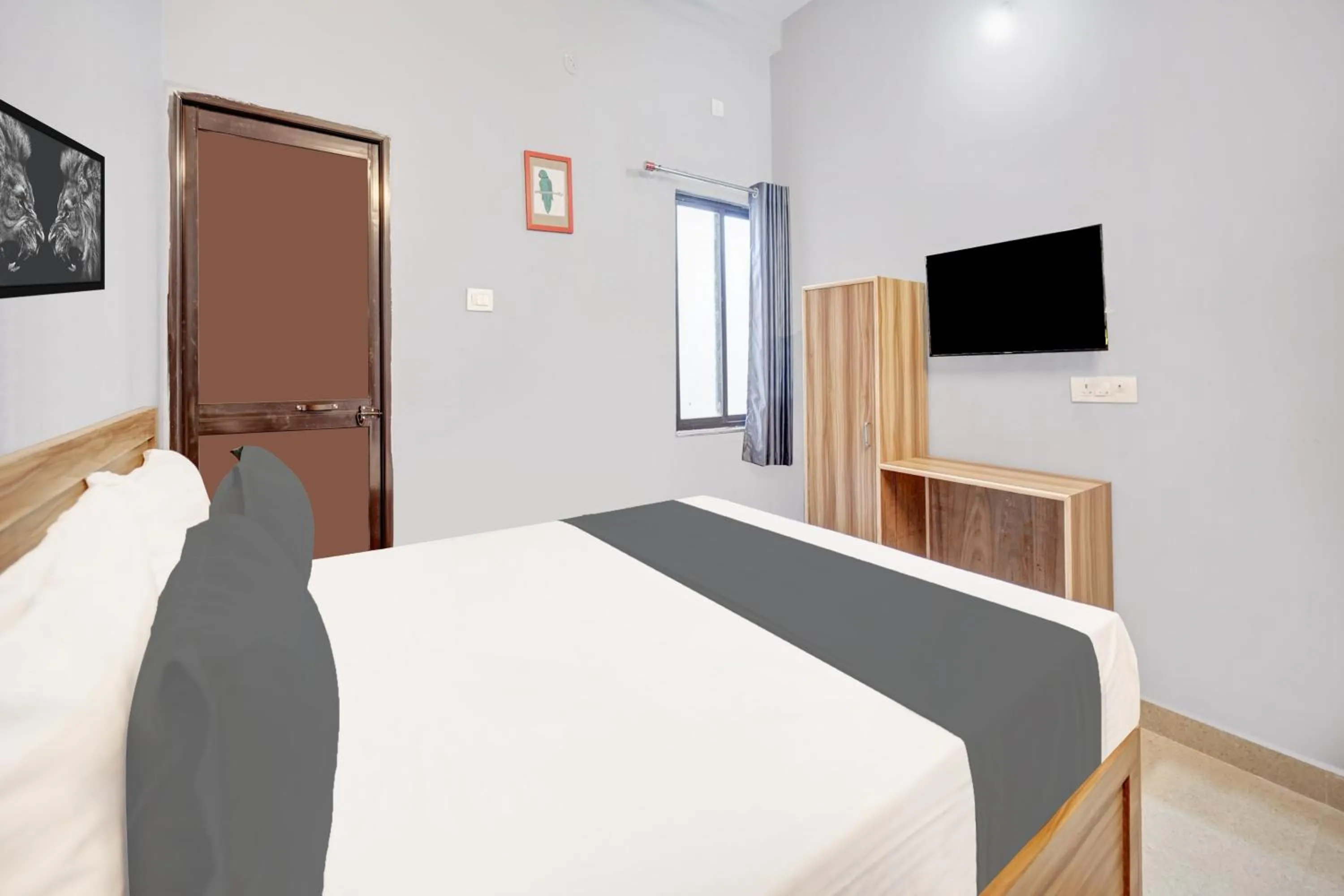 Bedroom in HOTEL O ROYAL GUEST HOUSE