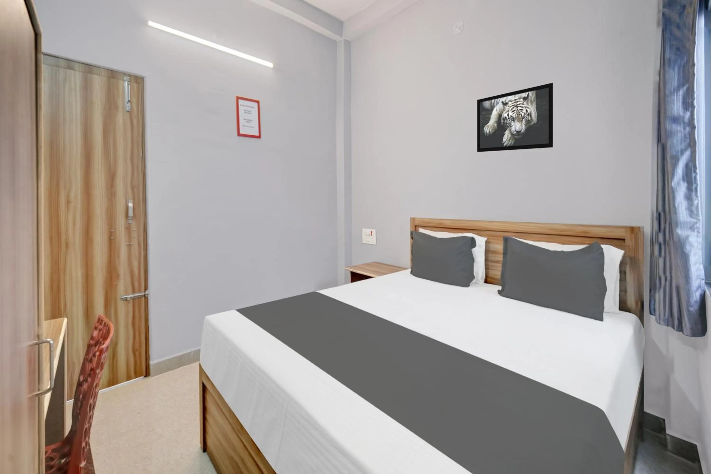 Bedroom in HOTEL O ROYAL GUEST HOUSE